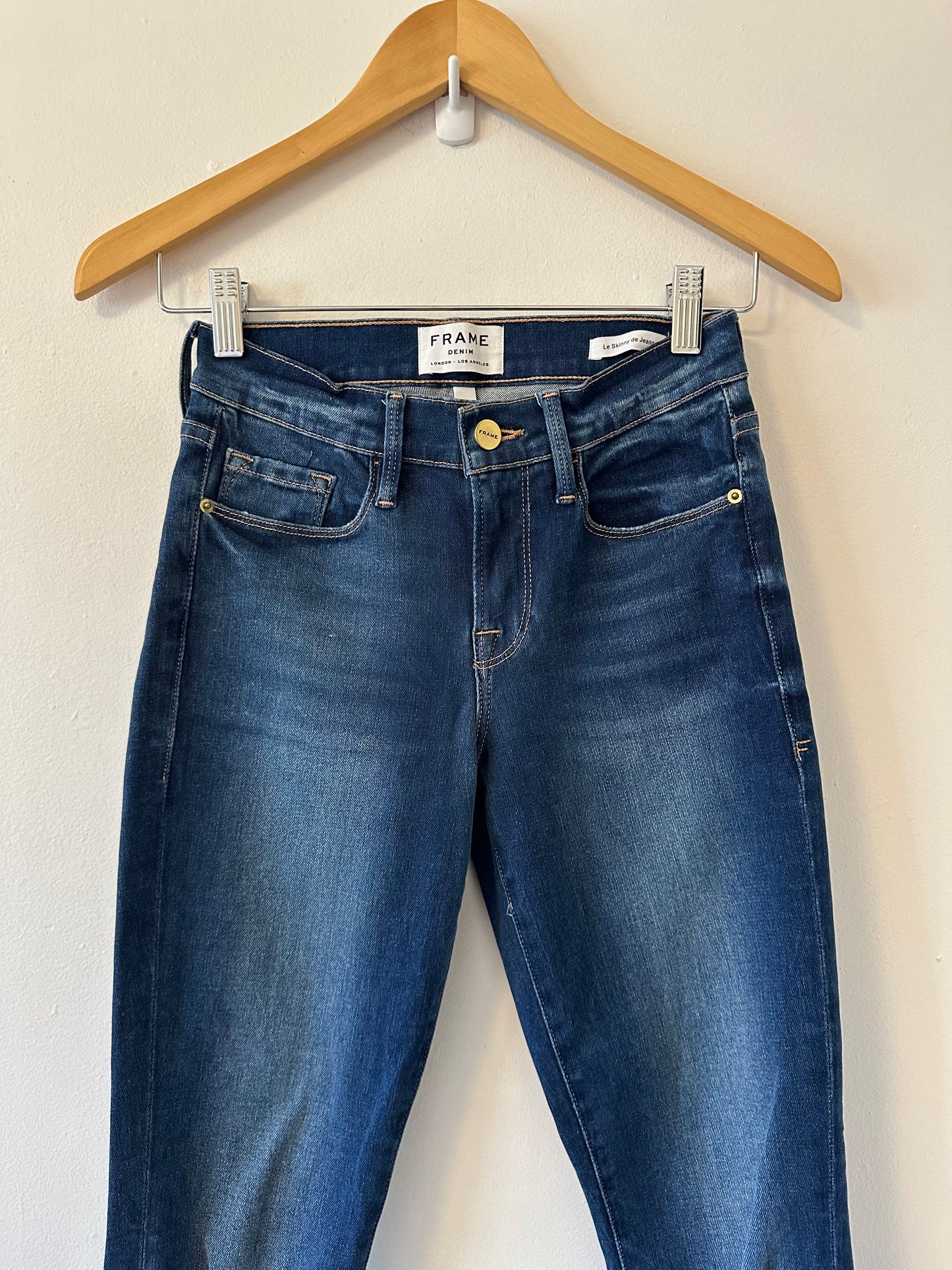 FRAME Denim Le Skinny De Jeanne Shredded Raw Hem Jeans | Size 25