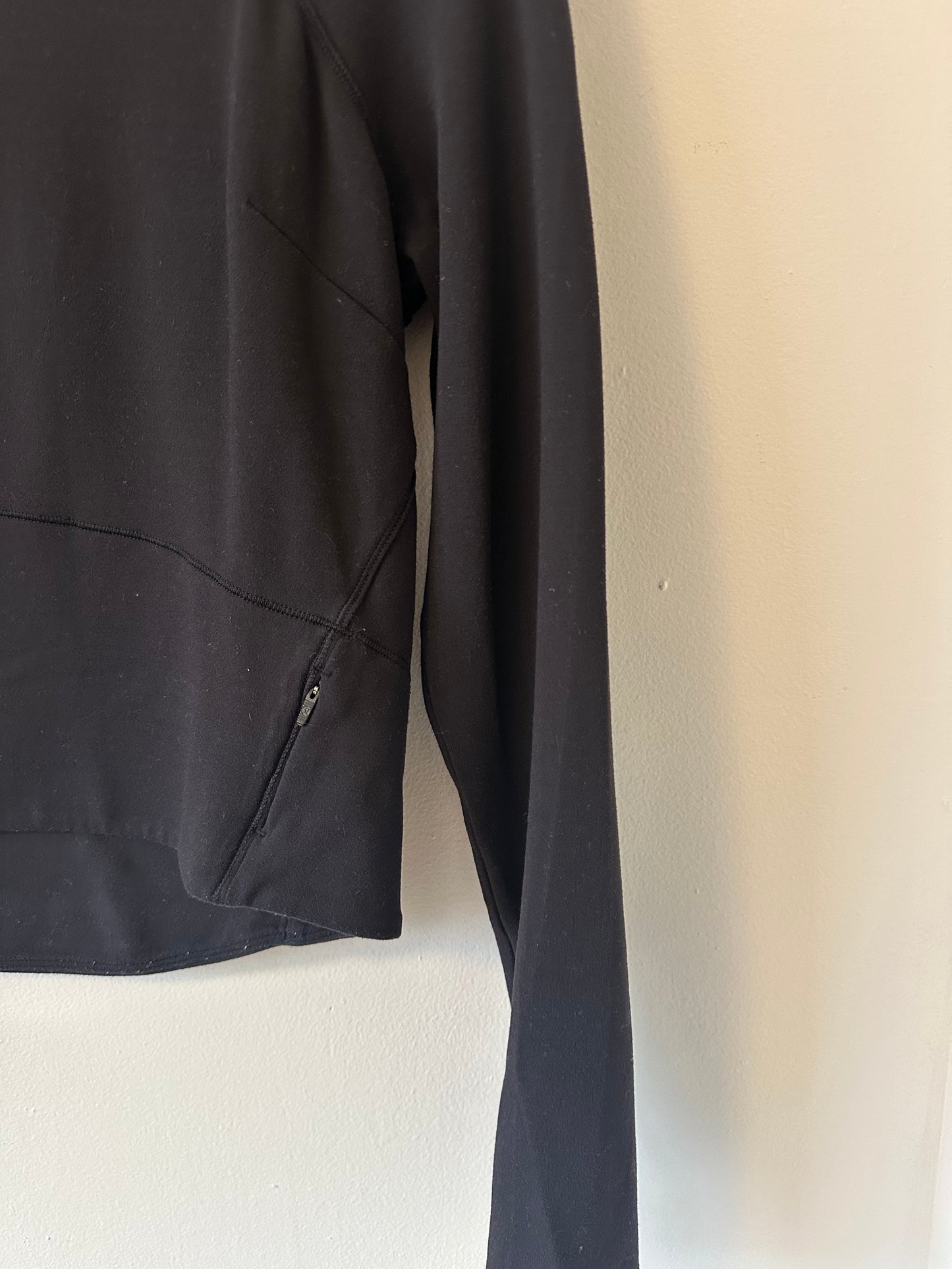 Lululemon Black Hill and Valley Mock Neck Long Sleeve Shirt | Size 6