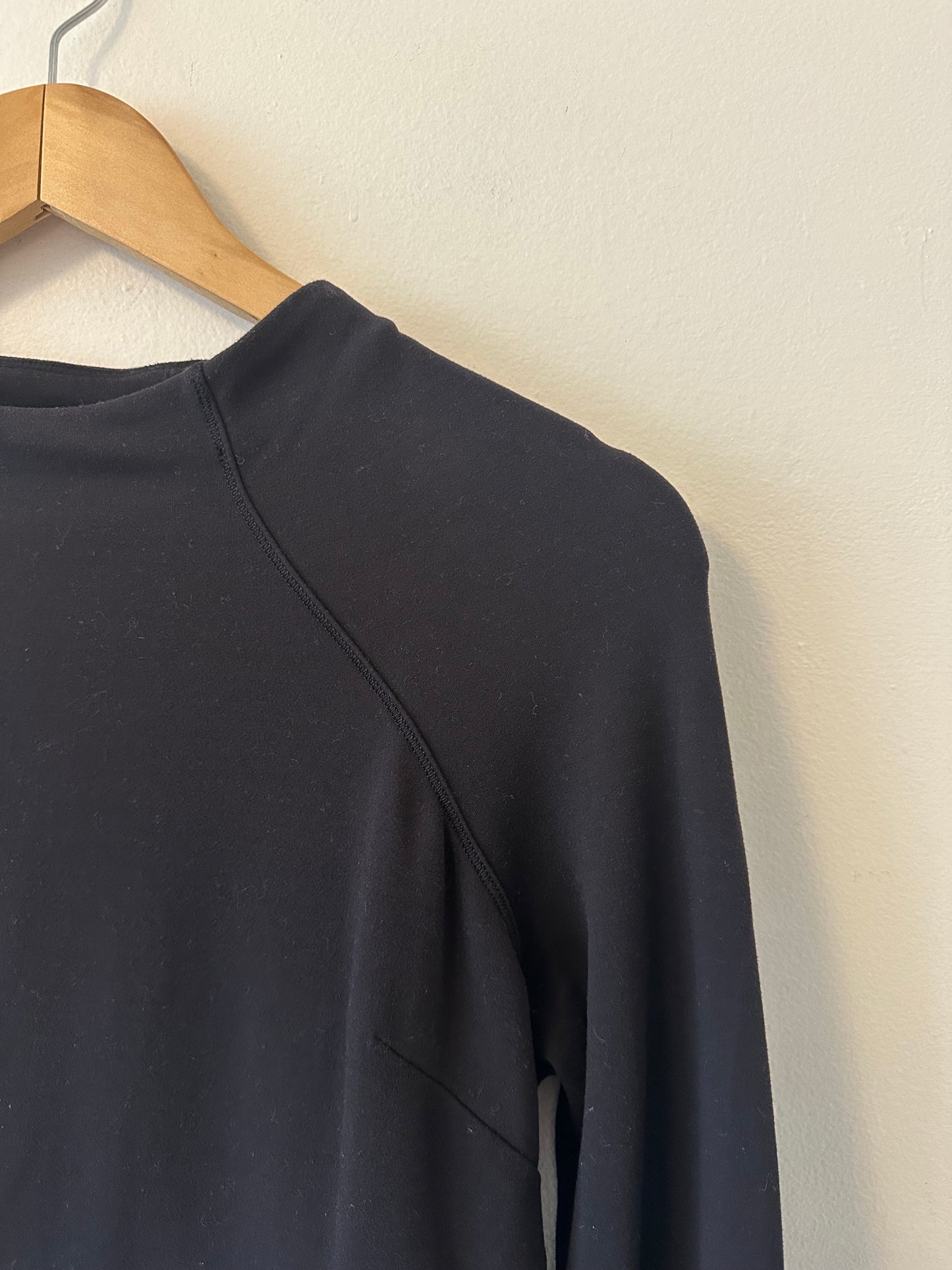 Lululemon Black Hill and Valley Mock Neck Long Sleeve Shirt | Size 6