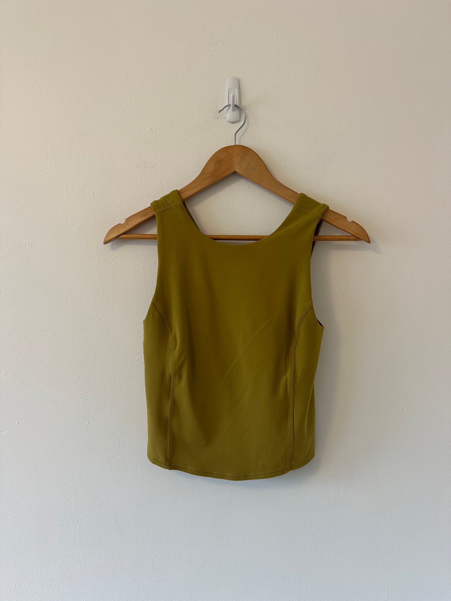 Lululemon Nulu Back-Twist Yoga Tank Top | Size 6