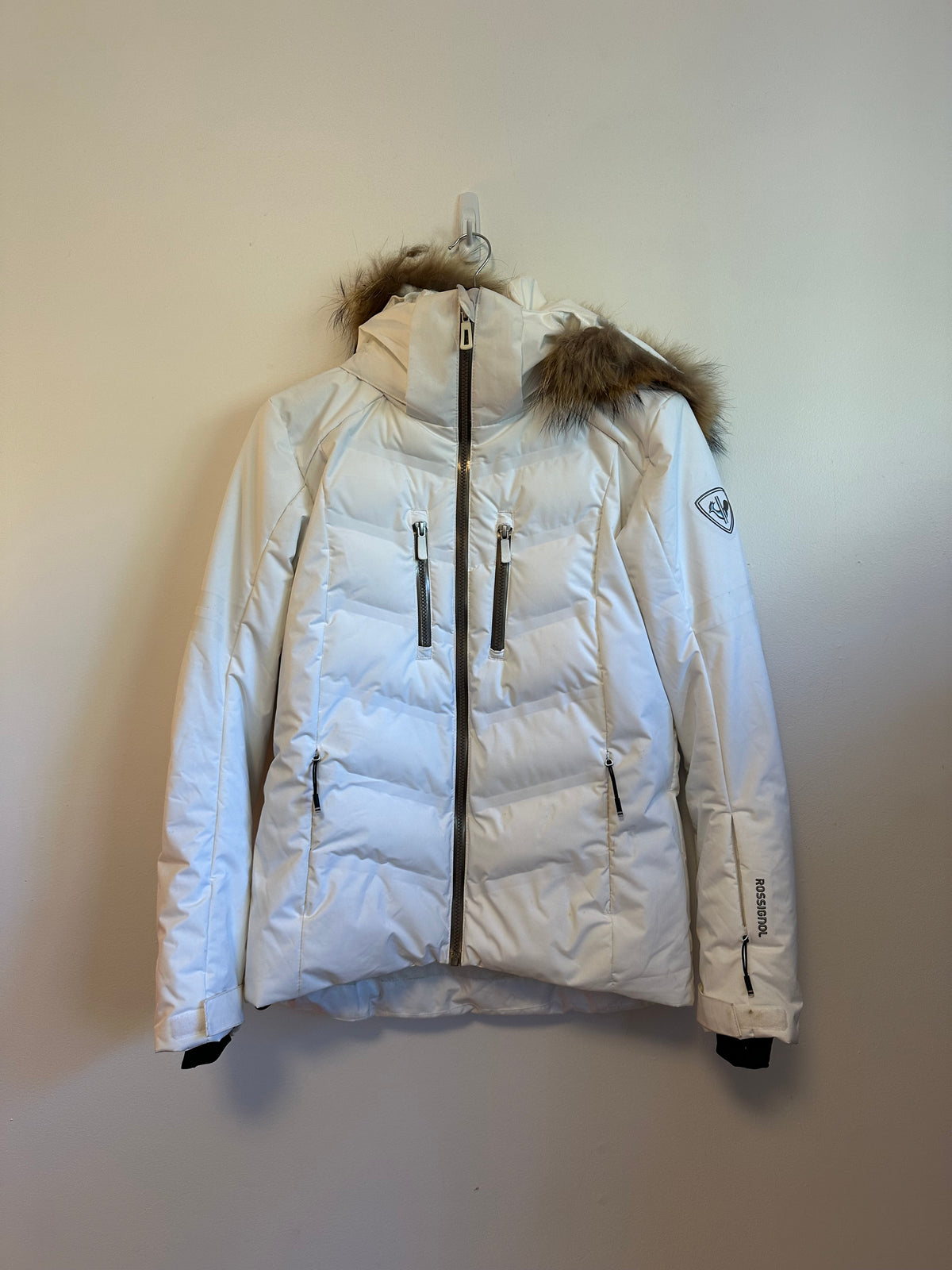 Rossignol Piste White Puffer Ski Jacket with Faux Fur Hood | Size M/L