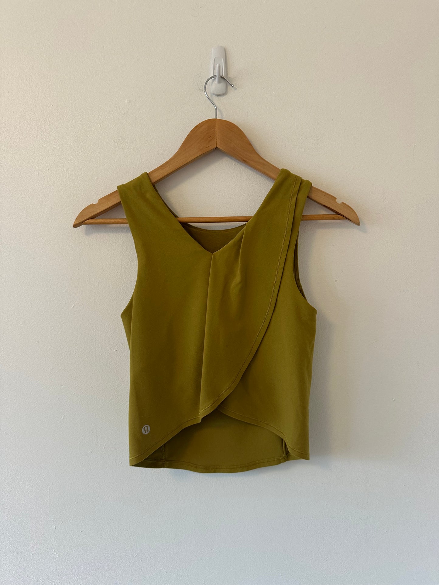 Lululemon Nulu Back-Twist Yoga Tank Top | Size 6
