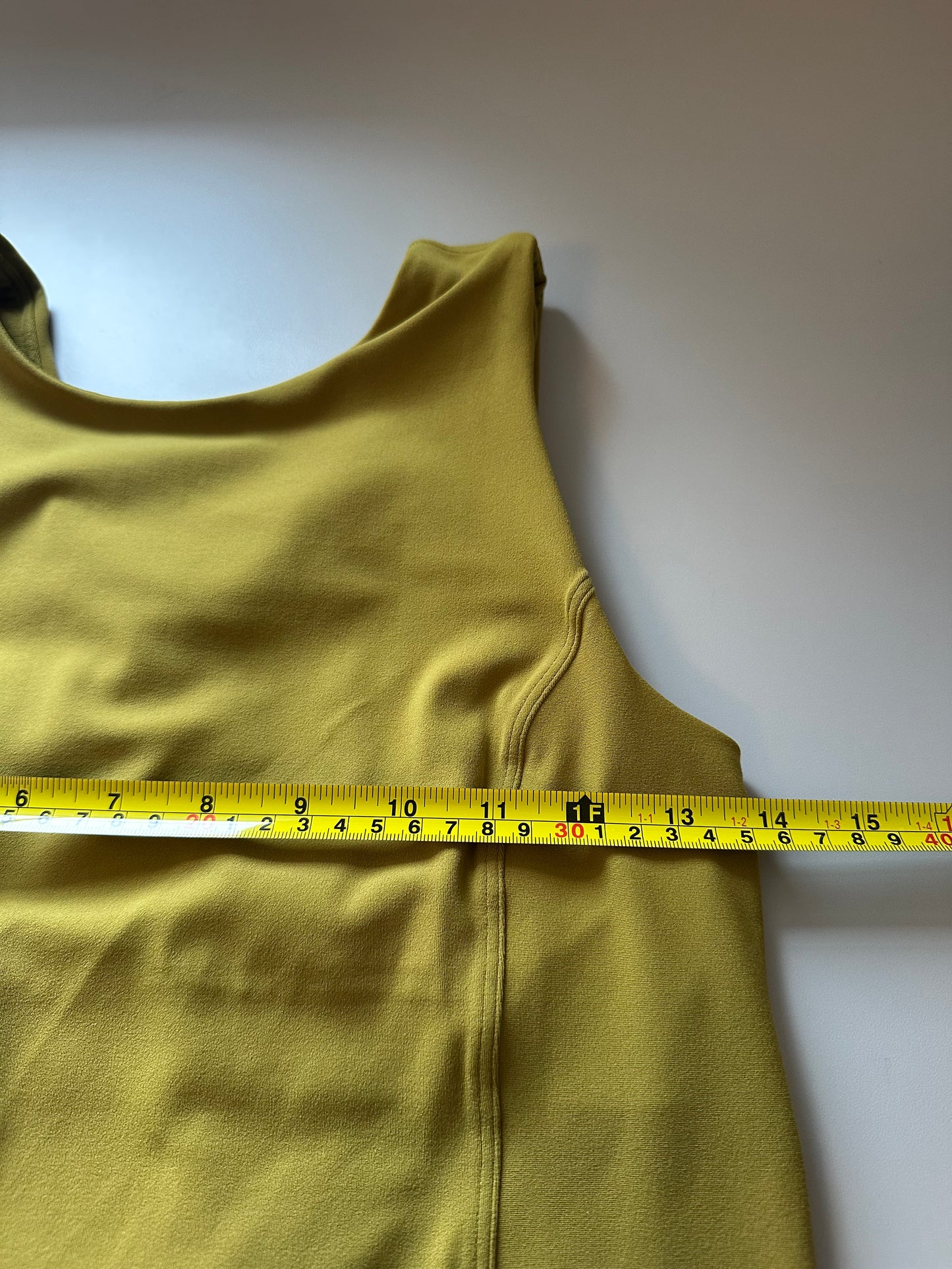Lululemon Nulu Back-Twist Yoga Tank Top | Size 6