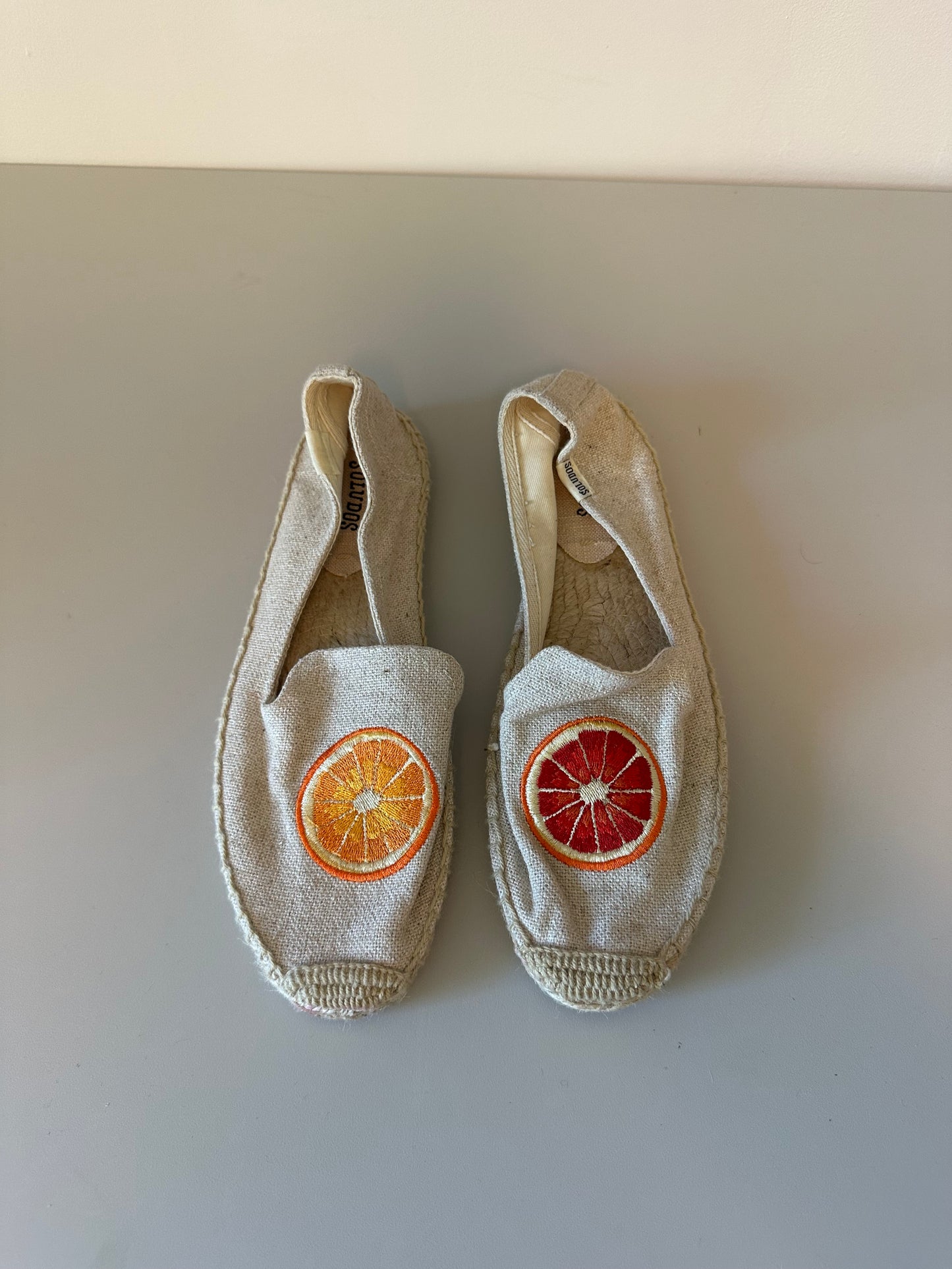 Soludos Oranges Espadrille Flats in Beige Citrus| Size 8