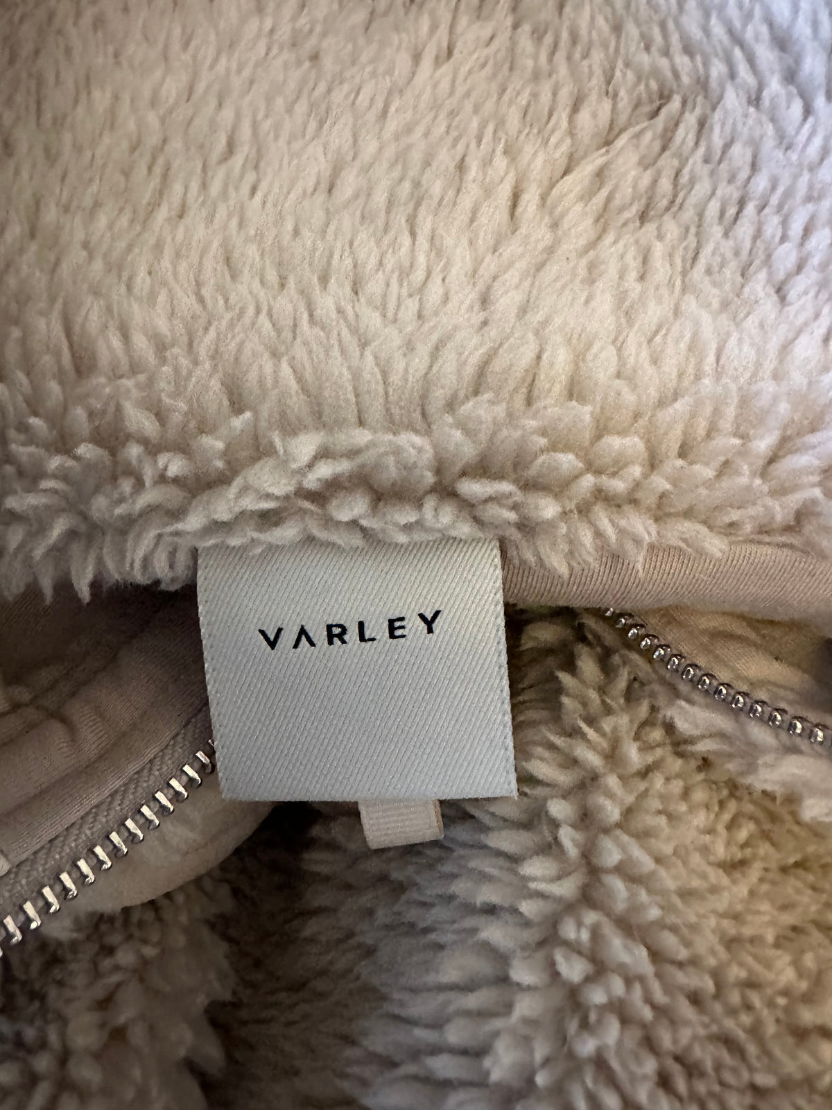 Varley Jamie High Neck Sherpa Fleece Jacket in Beige | Size Large