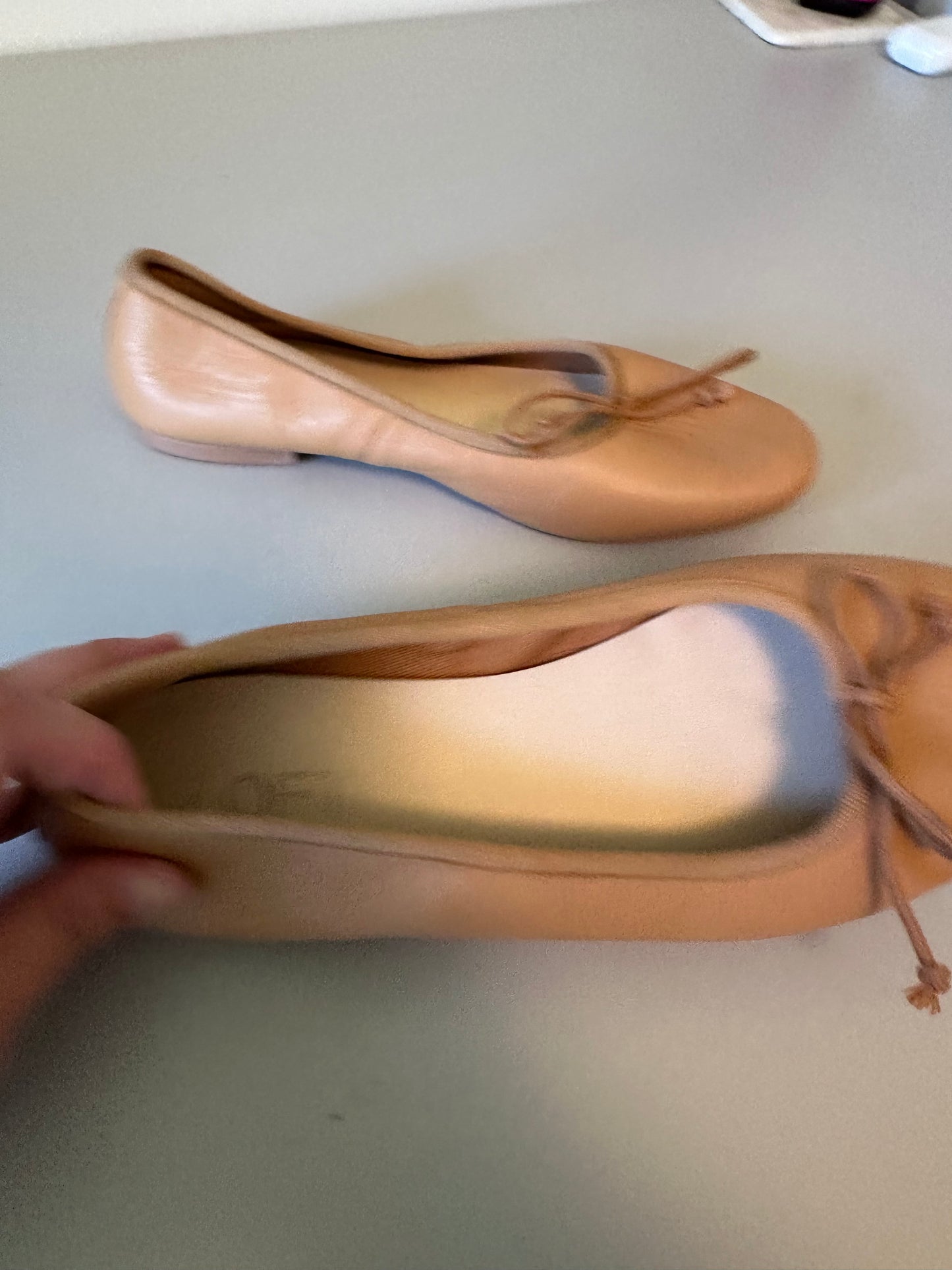 Loft Tan Leather Round Toe Bow Ballet Flats | Size 7