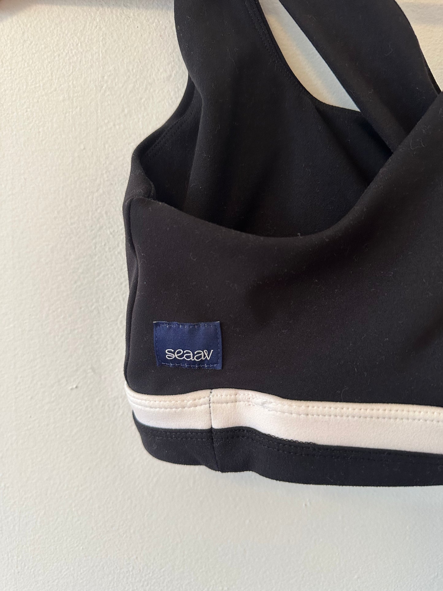 Seeav Butterly Black and White Sports Bra | Size Small