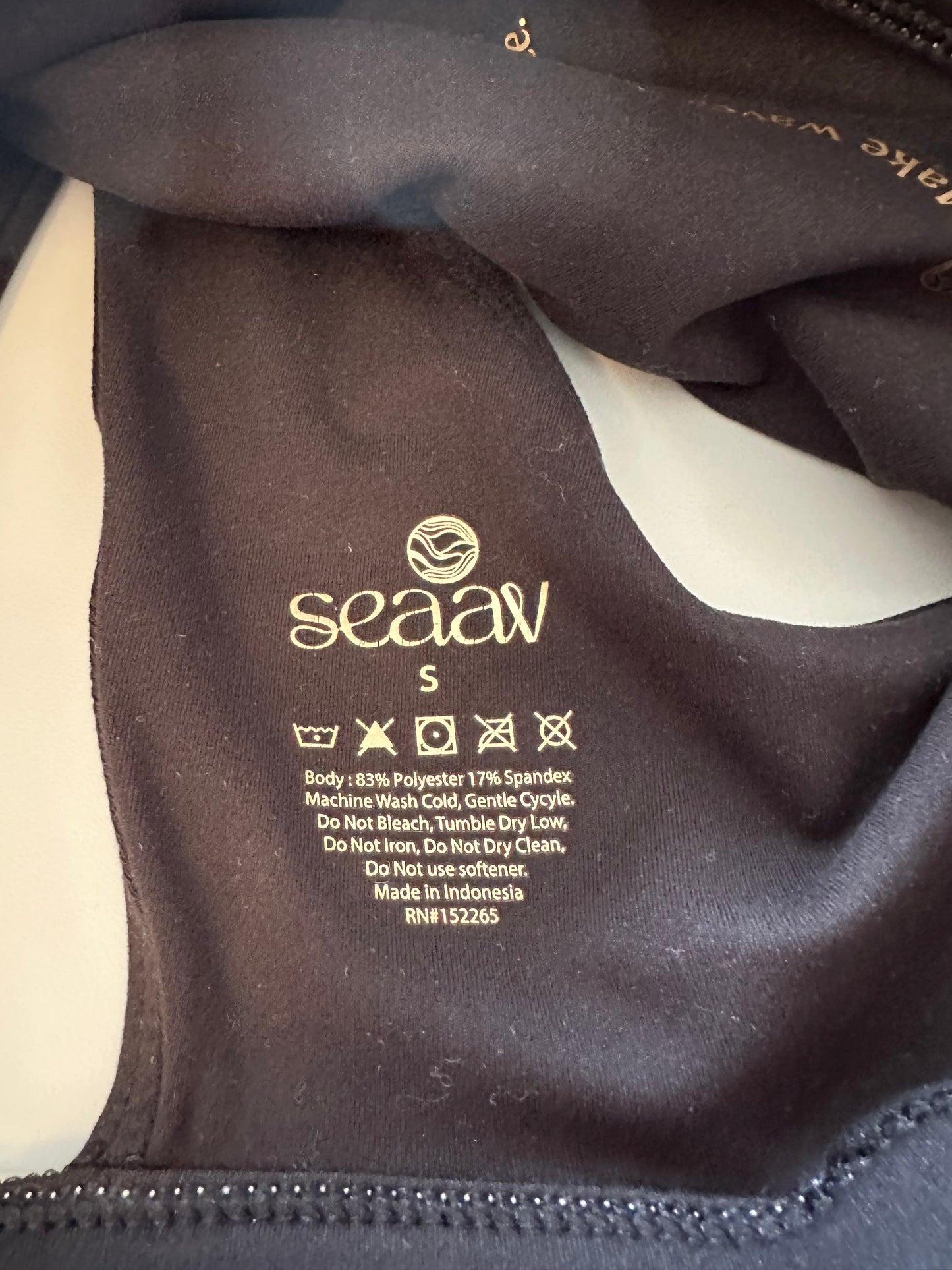 Seeav Butterly Black and White Sports Bra | Size Small