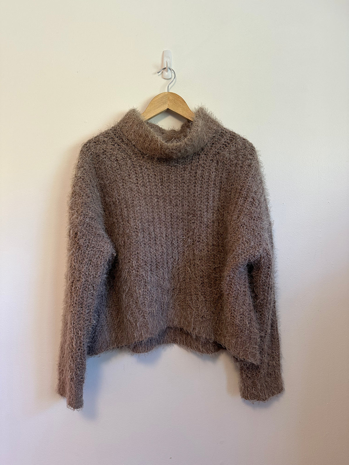 Vintage Havana Taupe Fuzzy Eyelash Knit Mock Neck Sweater | Size Medium