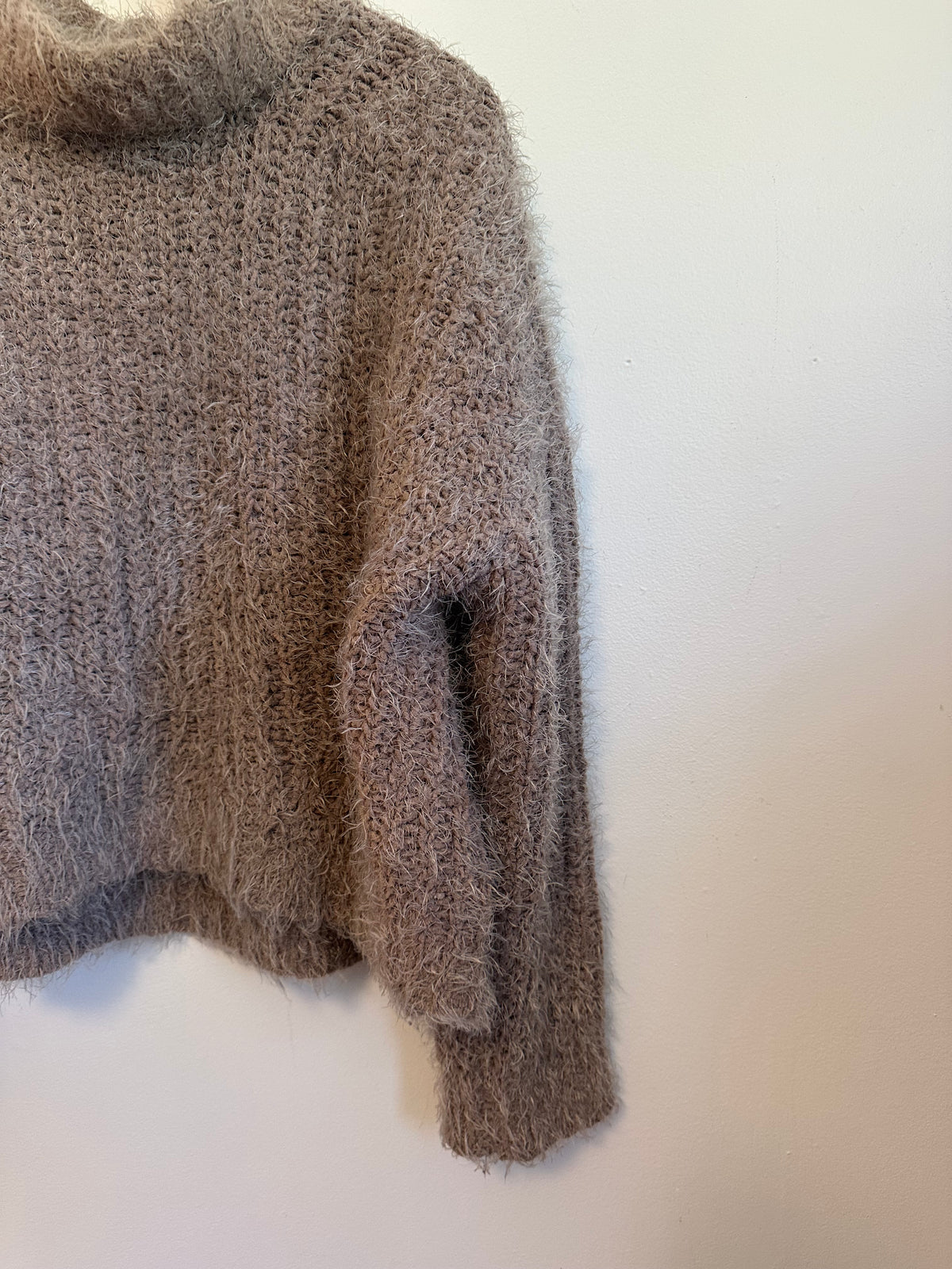 Vintage Havana Taupe Fuzzy Eyelash Knit Mock Neck Sweater | Size Medium