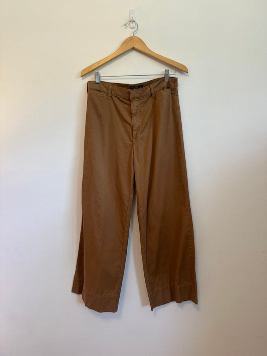 NWT Abercrombie & Fitch Ultra High Rise Crop Wide Leg Pants in Brown | Size 30