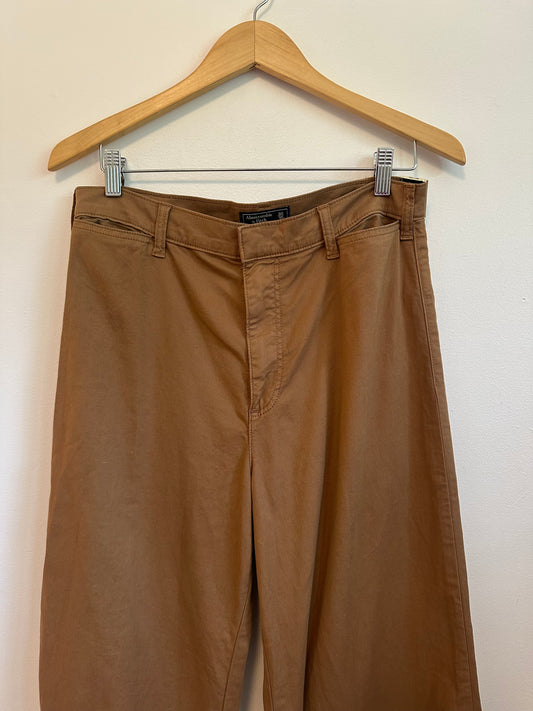 NWT Abercrombie & Fitch Ultra High Rise Crop Wide Leg Pants in Brown | Size 30