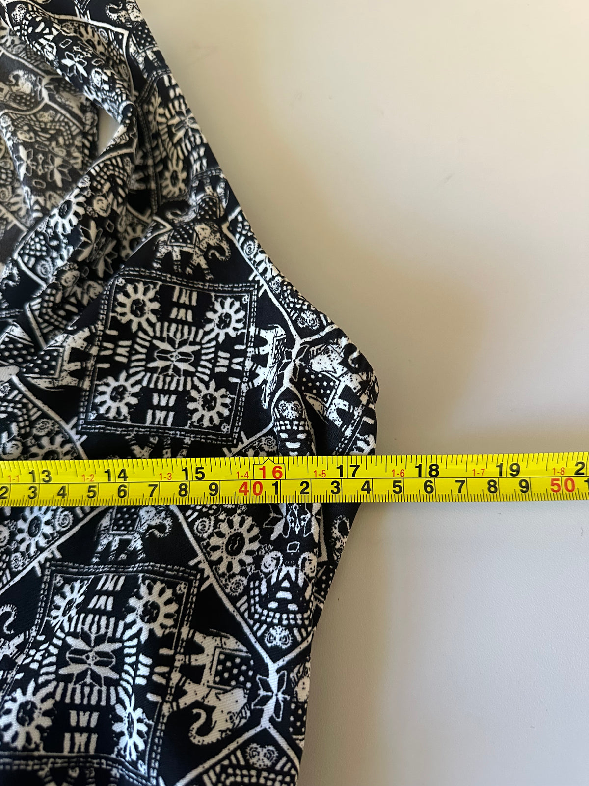 Love Tree Black and White Elephant Print Sleeveless Jumpsuit | Size Large