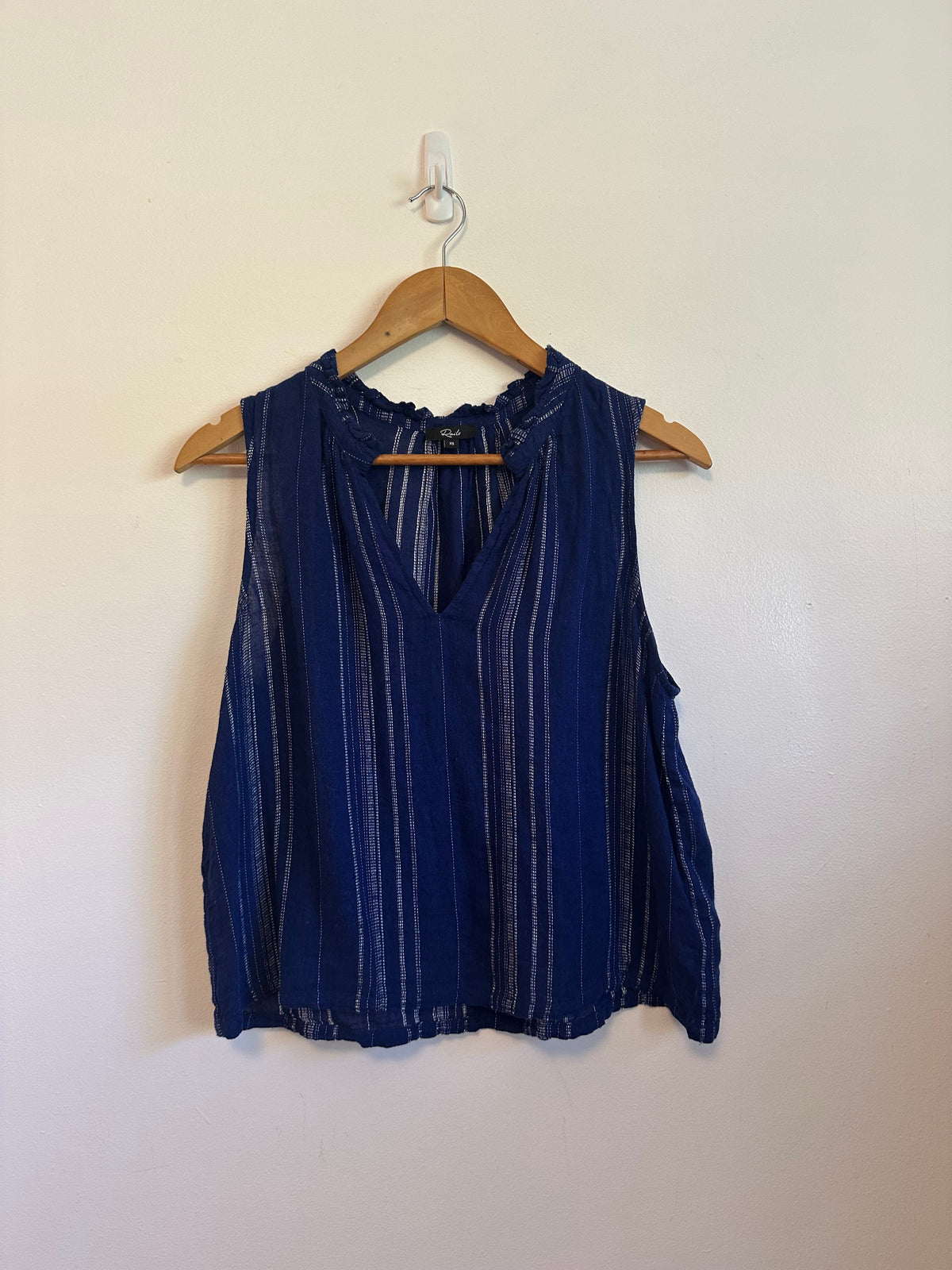 Rails Christy Navy Stripe Linen Blend Ruffle V-Neck Sleeveless Top | Size XS