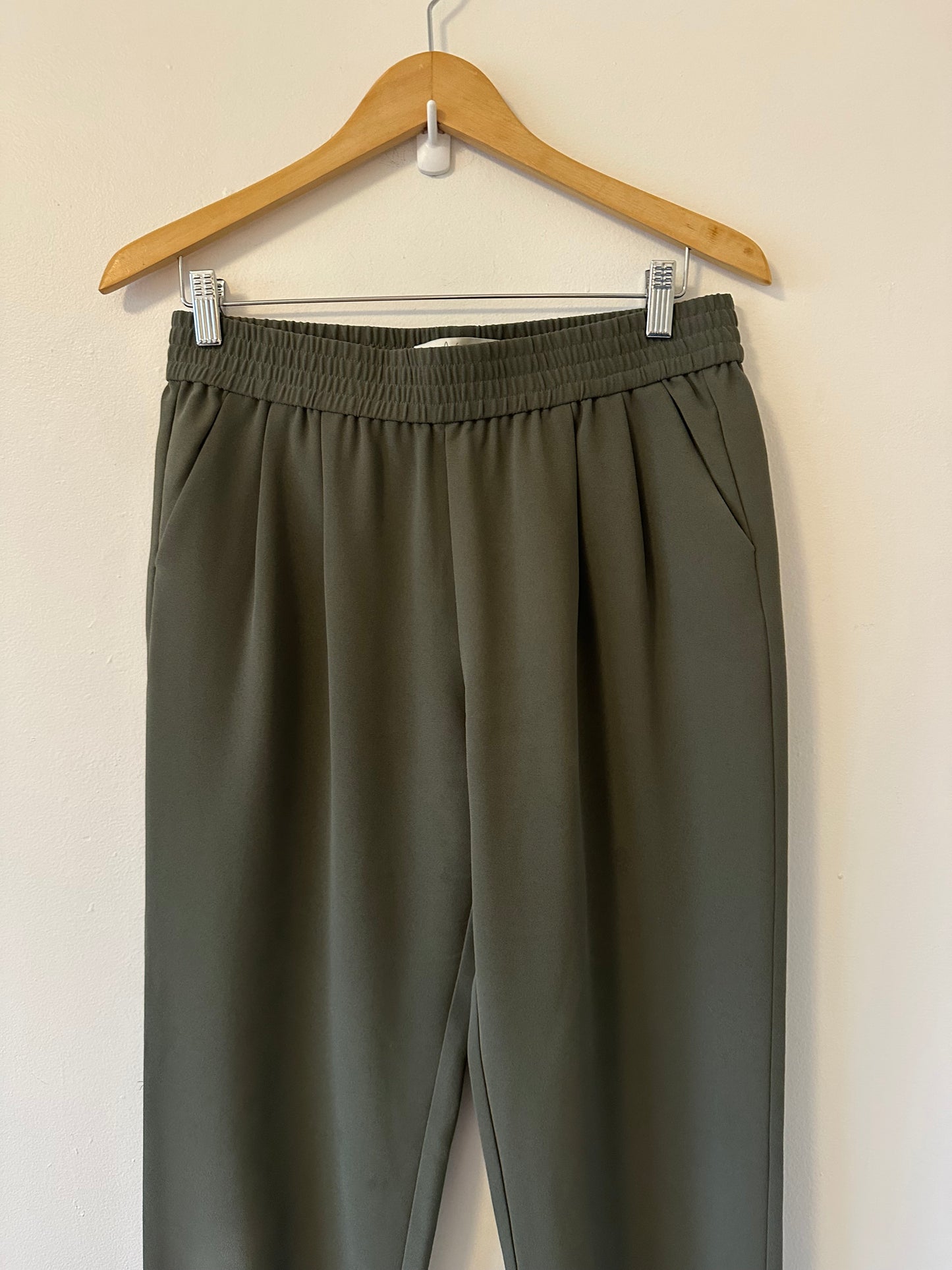Joie Olive Green Woven Pull On Jogger Pants | Size Medium