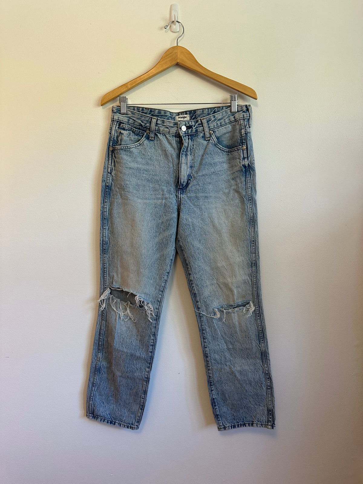 Wrangler Wild West High Rise Straight Leg Distressed Jeans | Size 28