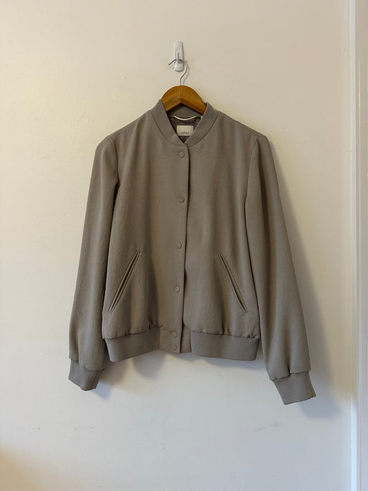 Aritzia Wilfred Poussin Snap Front Bomber Jacket in Taupe | Size Large