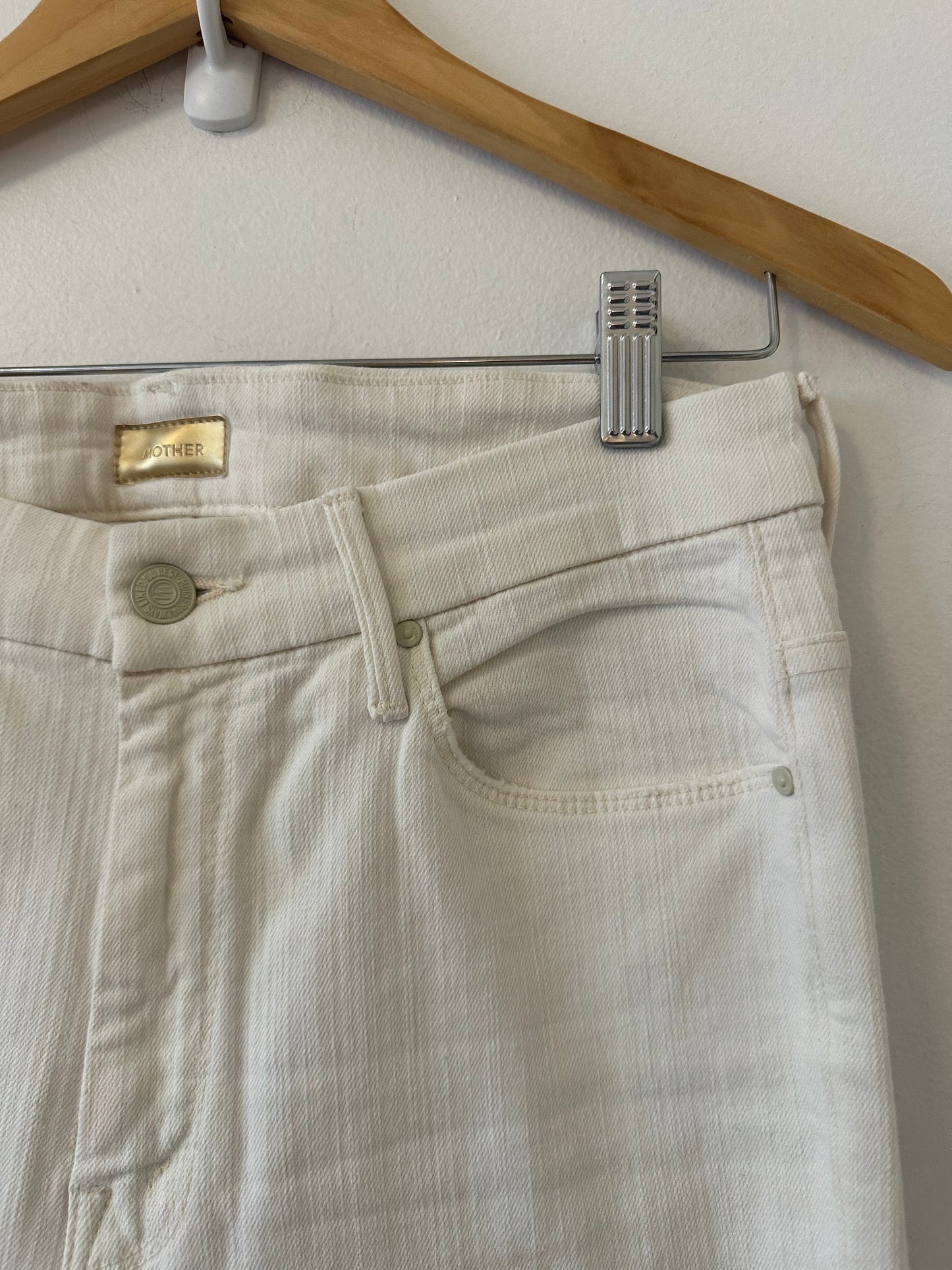 Mother Denim High Waisted Looker Ankle Fray in Whipping the Cream | Size 29