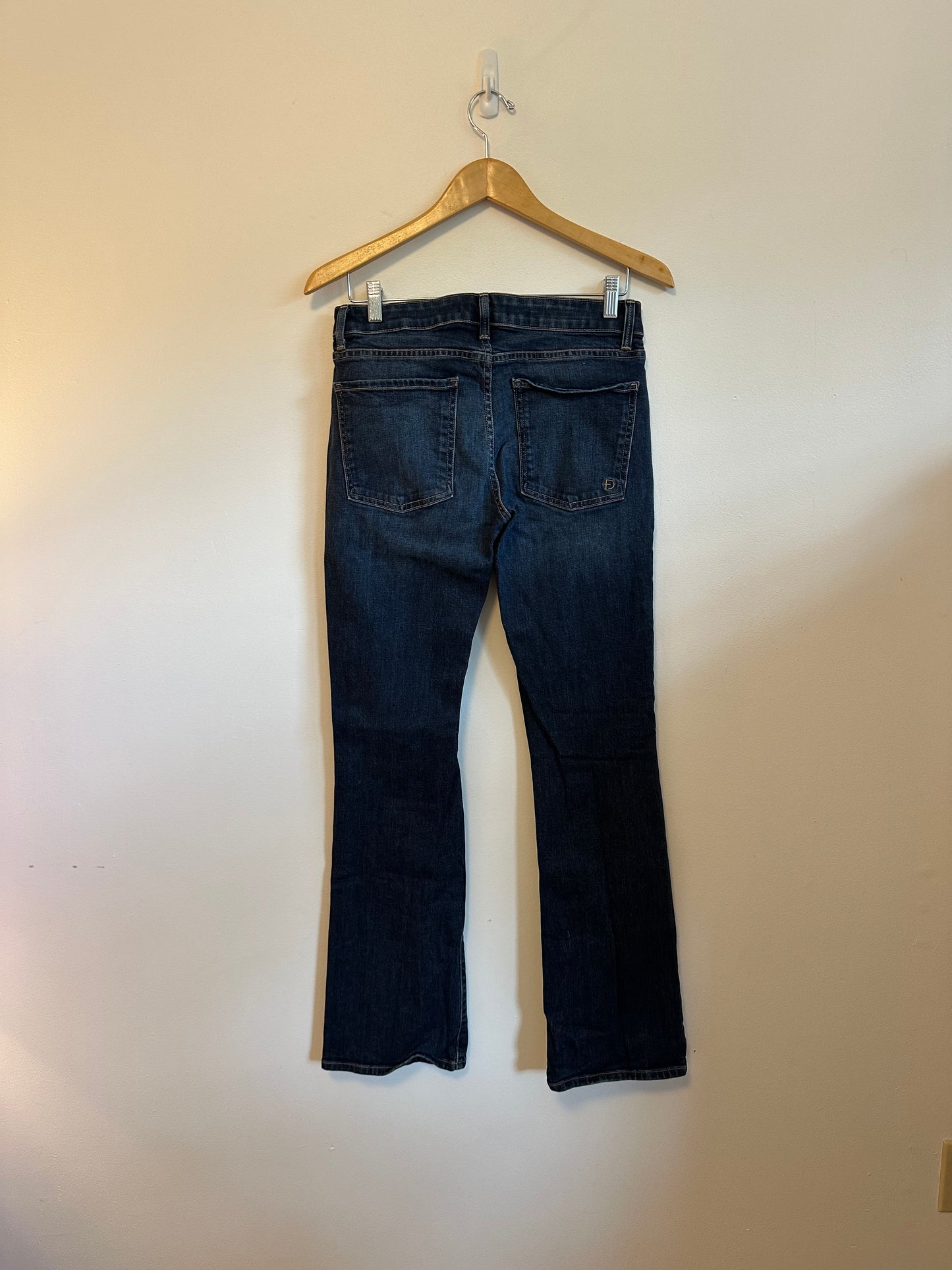 Fidelity Denim Belladona Bootcut Jeans in Dark Wash Blue | Size 28