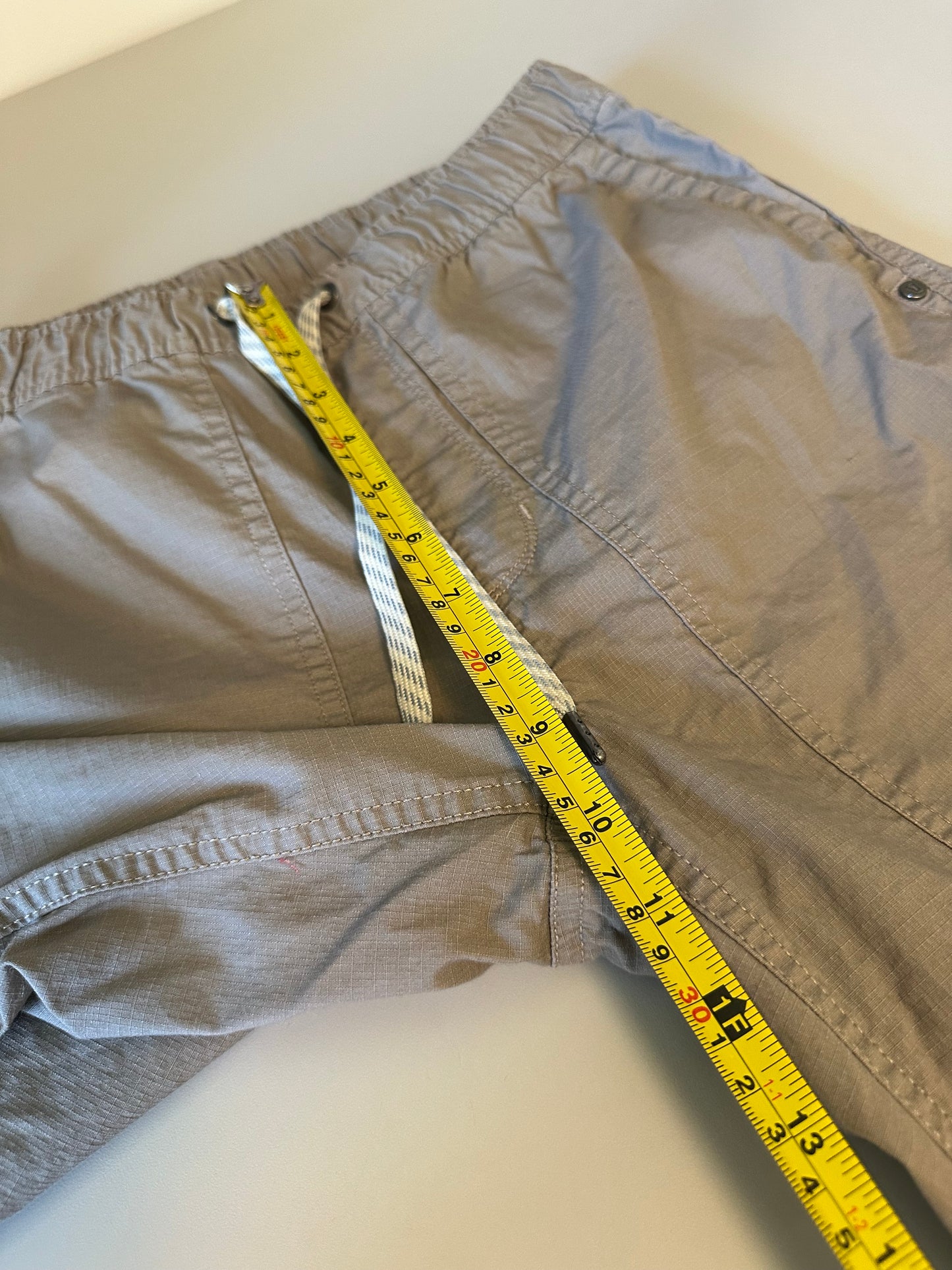 Vuori Ripstop Organic Cotton Light Brown Elastic Waist Joggers | Size Small
