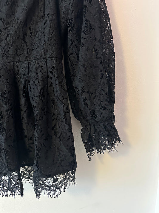 Tuckernuck Pomander Place Black Lace Daniella Top | Size Large