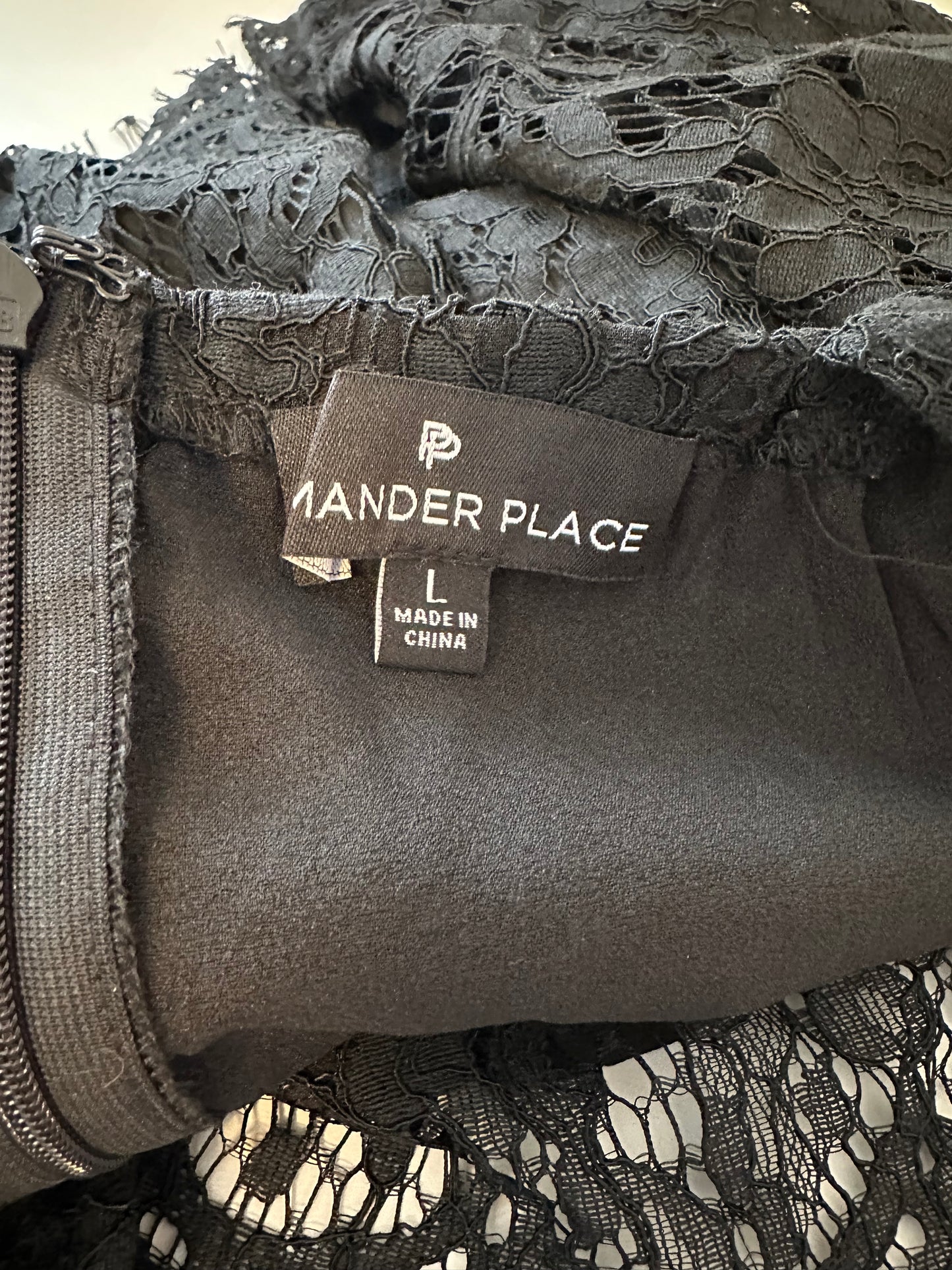 Tuckernuck Pomander Place Black Lace Daniella Top | Size Large