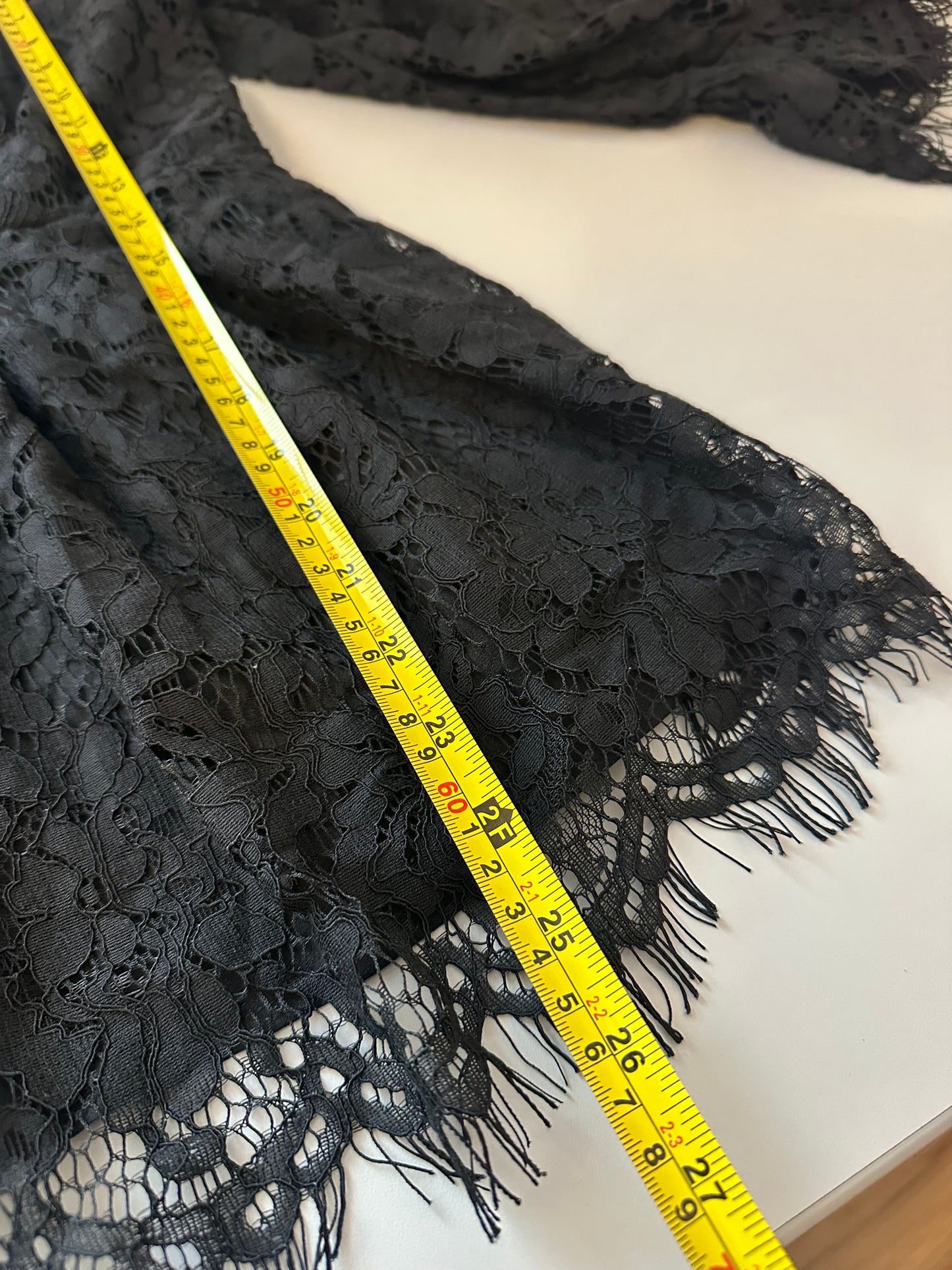 Tuckernuck Pomander Place Black Lace Daniella Top | Size Large