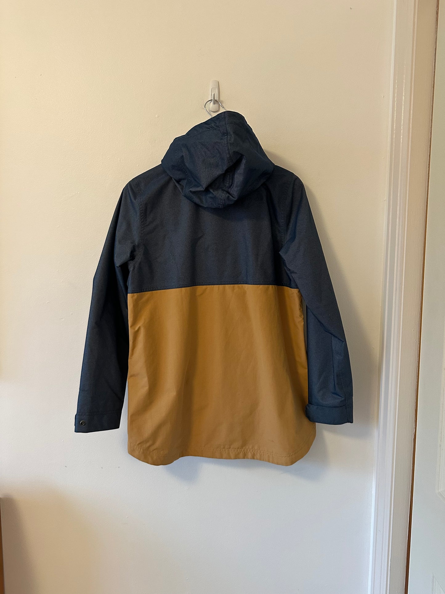 The North Face Dry Vent Jean and Mustard Hooded Pullover Windbreaker | Small
