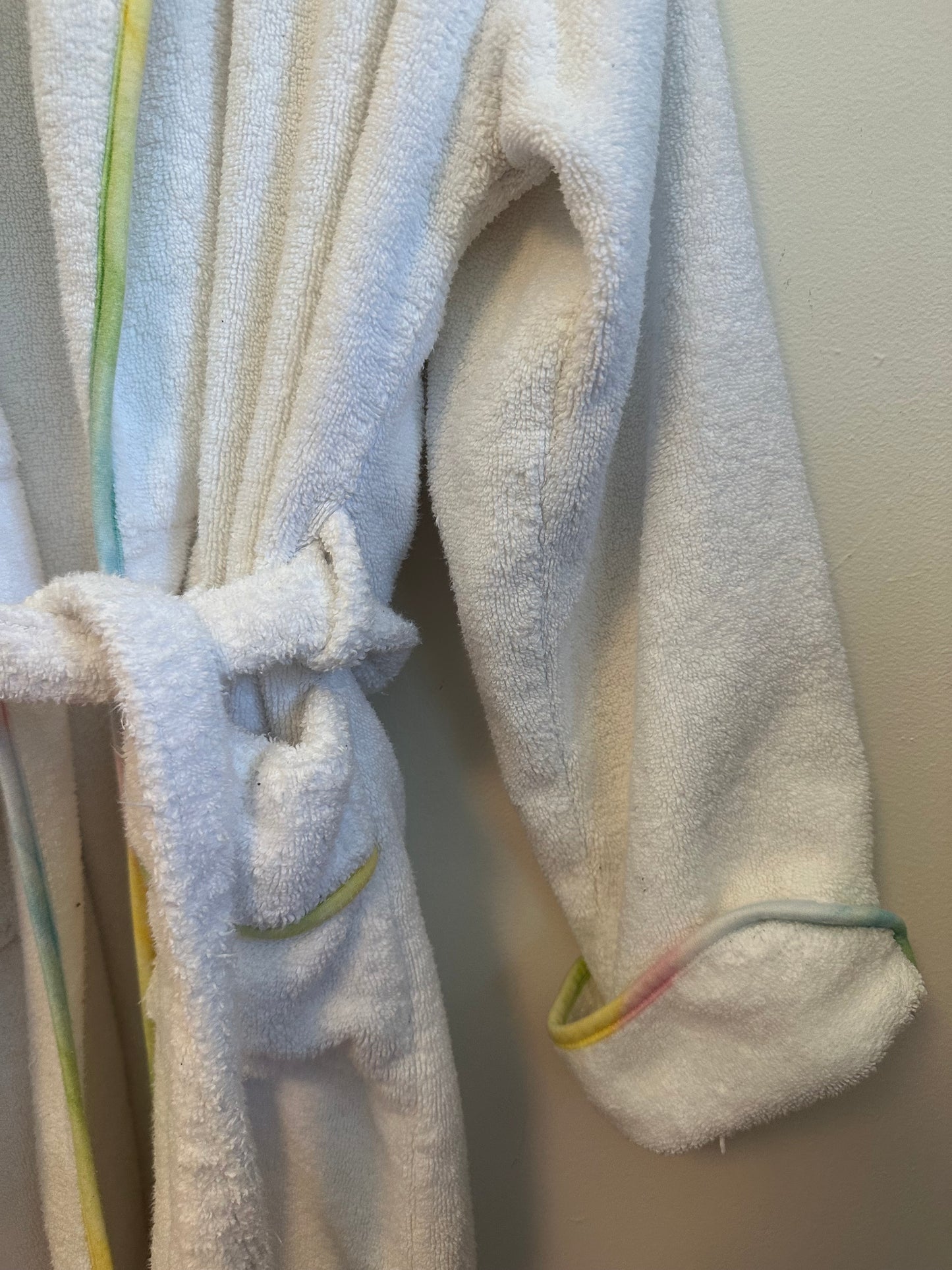 Hill House Home Hotel Robe in White Terry Cloth and Rainbow Trim | Size S/M