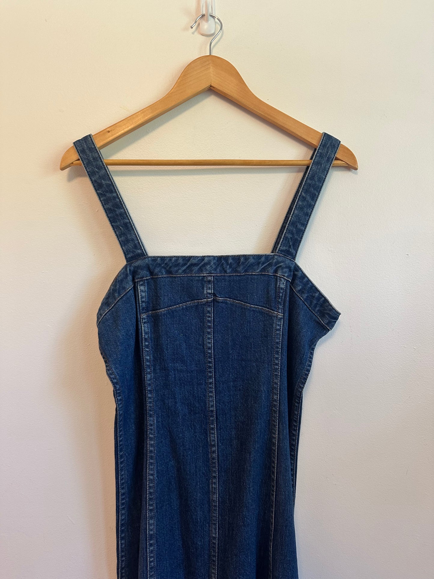 Madewell Raw Hem Denim Midi Seamed Dress | Size 6