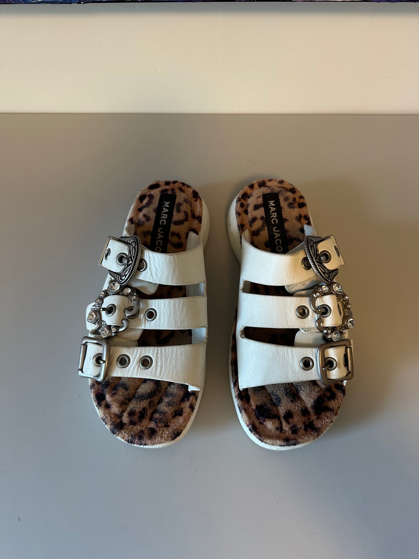 Marc Jacobs Emerson White Leather Leopard Fur Triple Buckle Platform Slides | Size 39