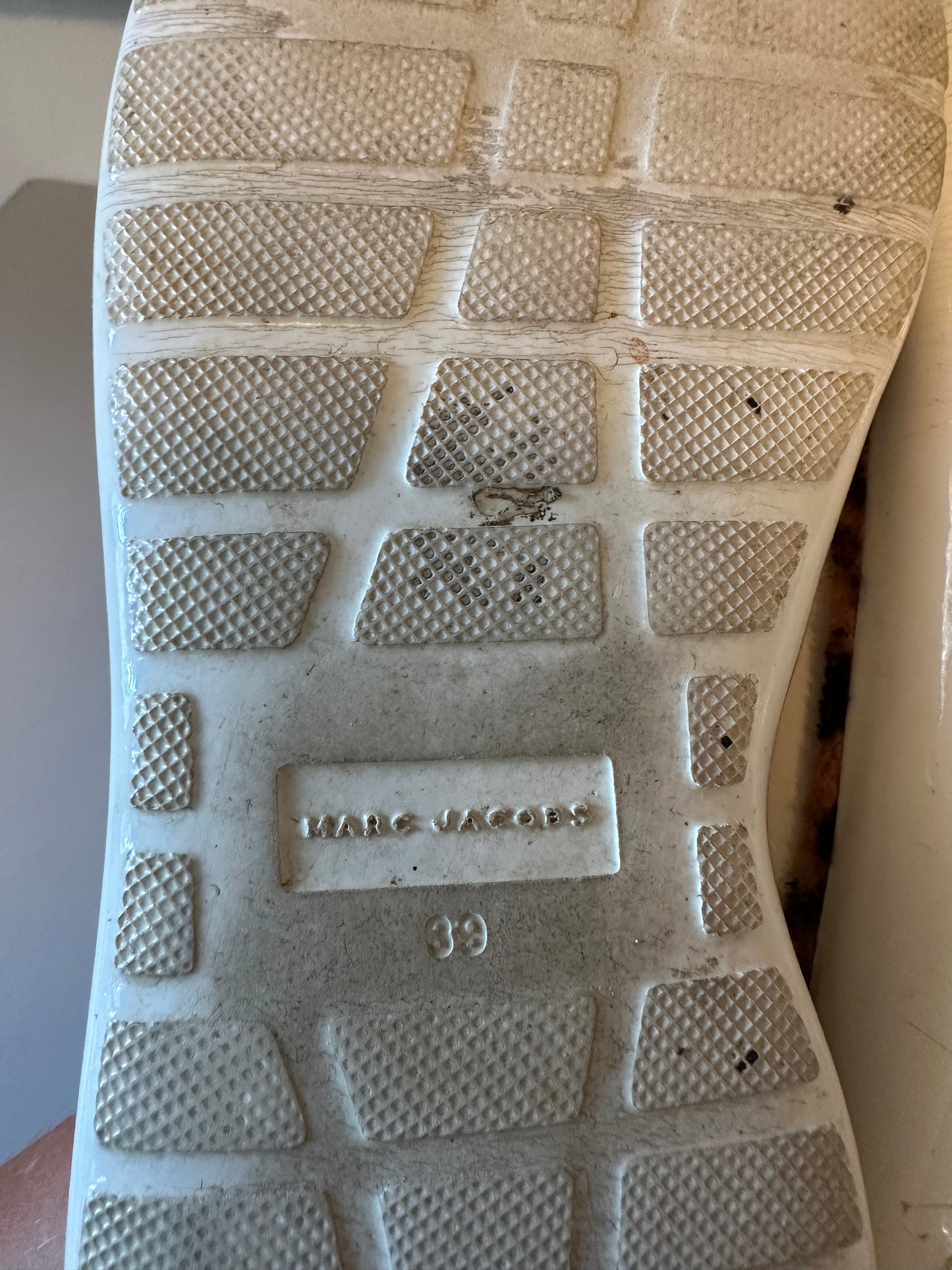 Marc Jacobs Emerson White Leather Leopard Fur Triple Buckle Platform Slides | Size 39
