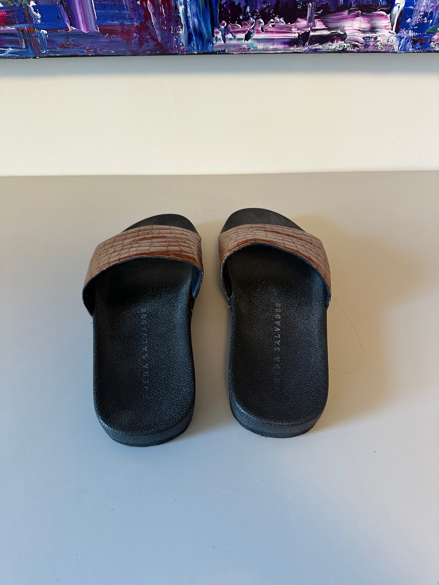 Freda Salvador Lea Cognac Brown Croc Embossed Leather Slide Sandals | Size 9