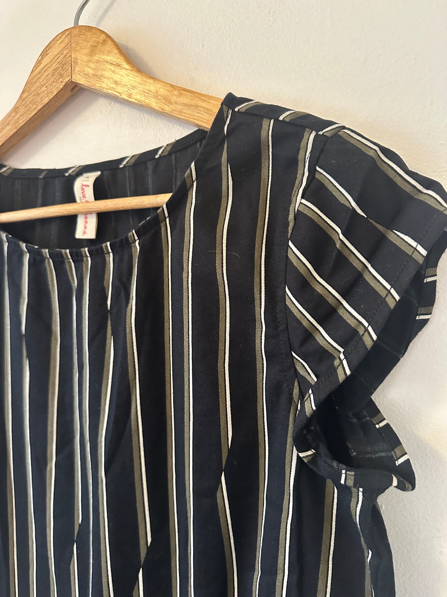 Hanna Andersson Shift Dress in Black with Gray and White Stripes | Size Medium
