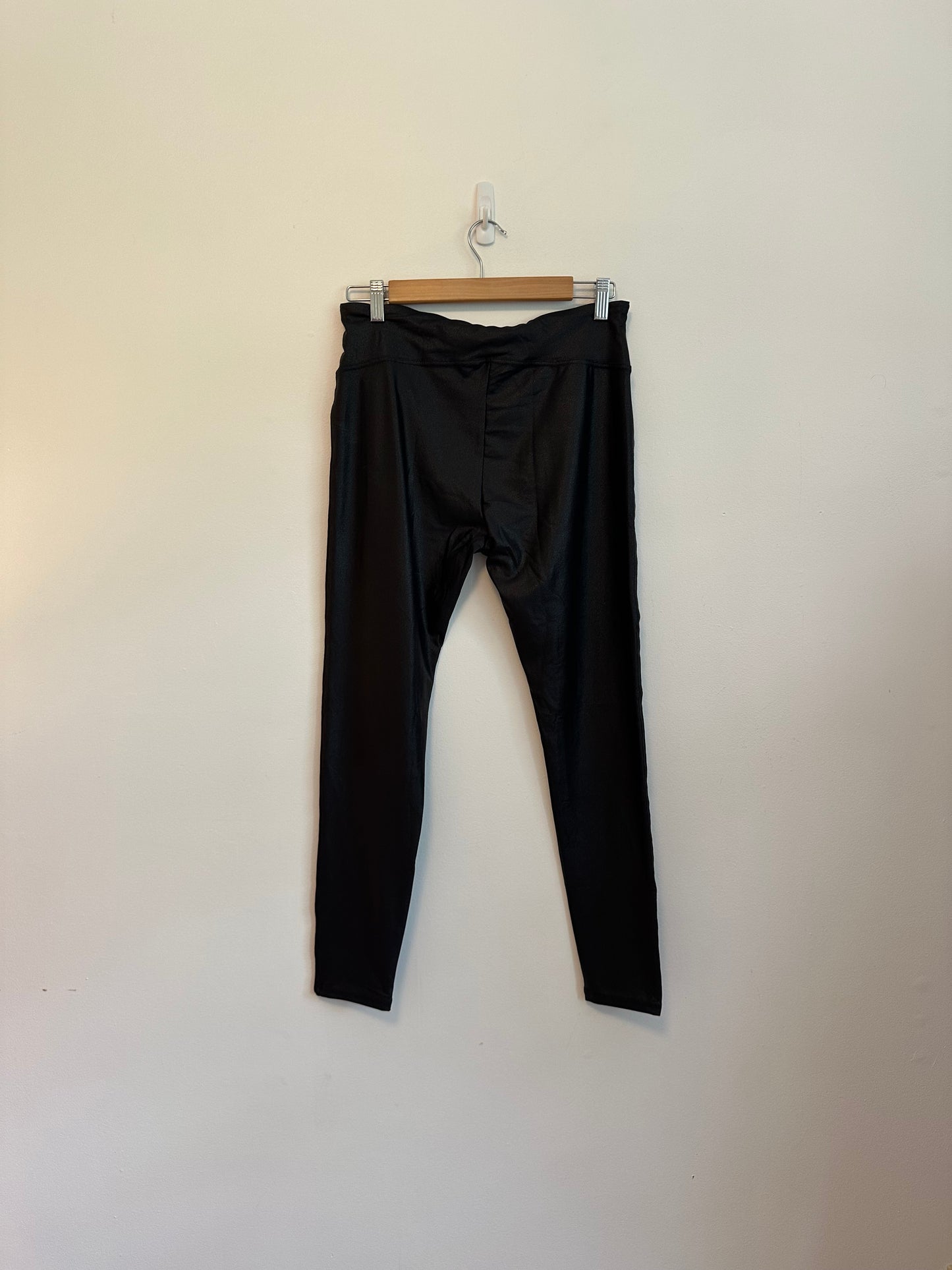 Santiny Black Faux Leather Shimmer High Waisted Leggings | Size Large