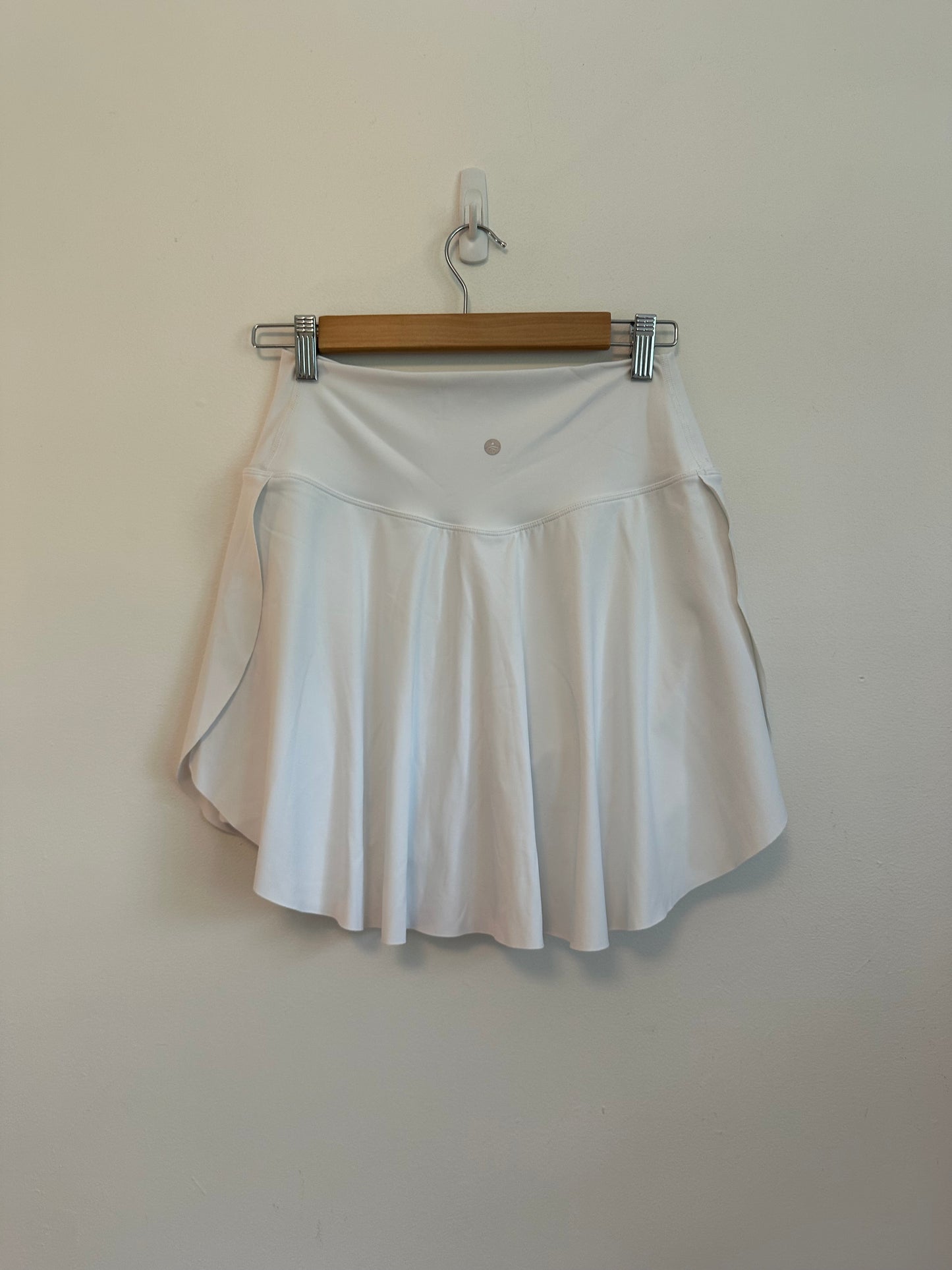 Halara White Crossover V-Waist Athletic Tennis Skort