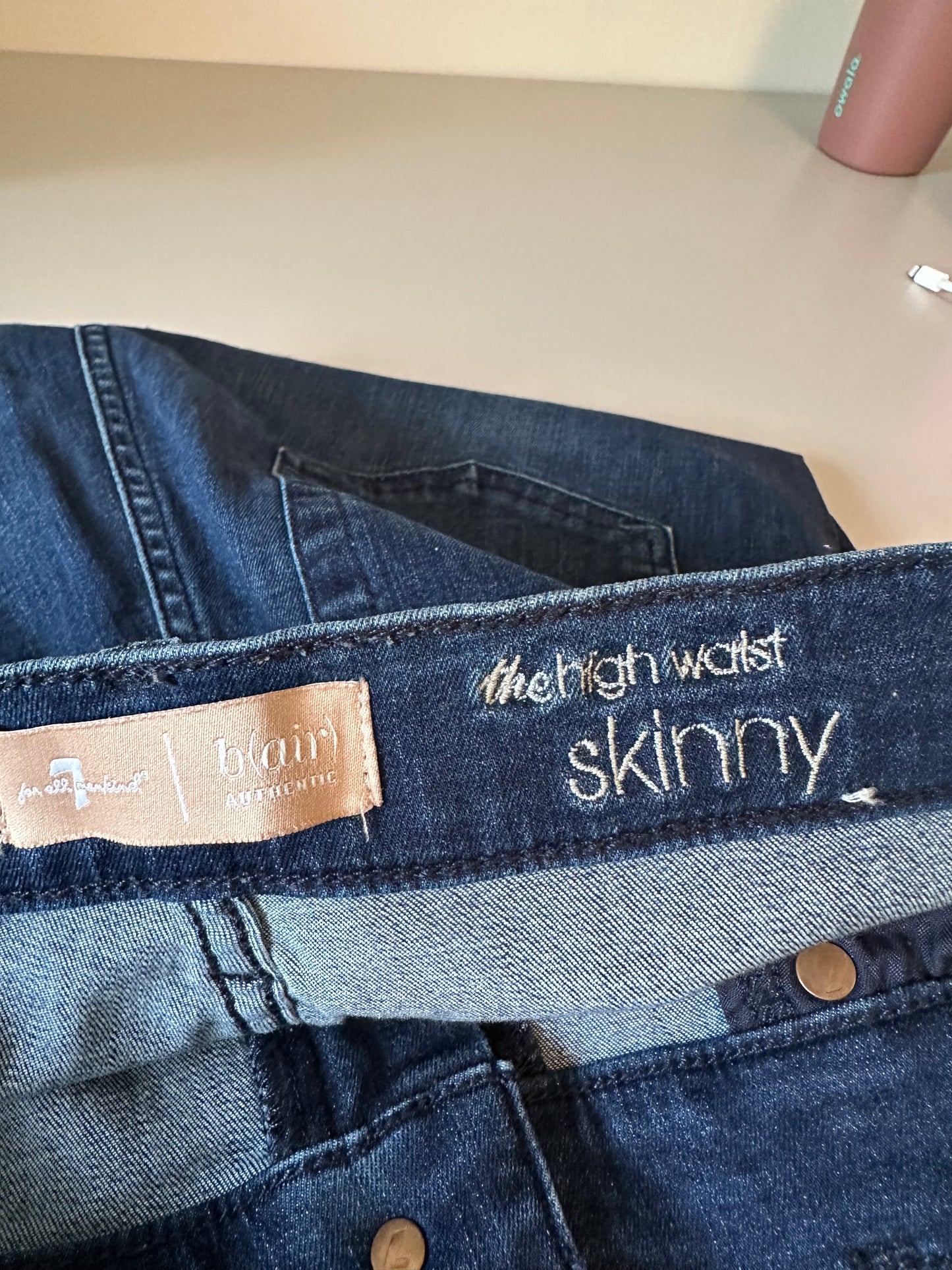 7 For All Mankind High Waist Skinny Jeans in Dark Wash Blue | Size 31