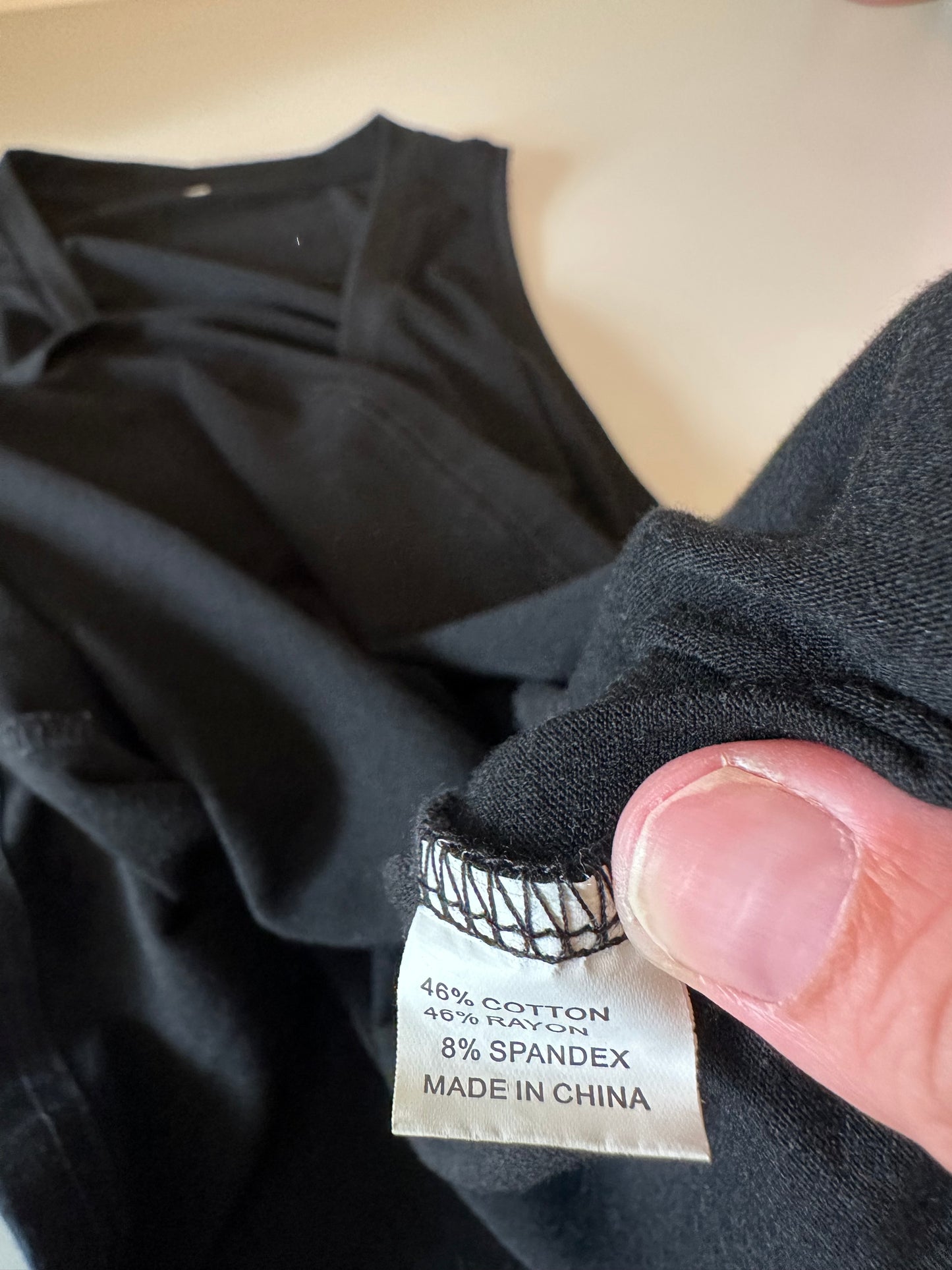 Black V-Neck Sleeveless Tank Top in Cotton Rayon Blend | Size Large