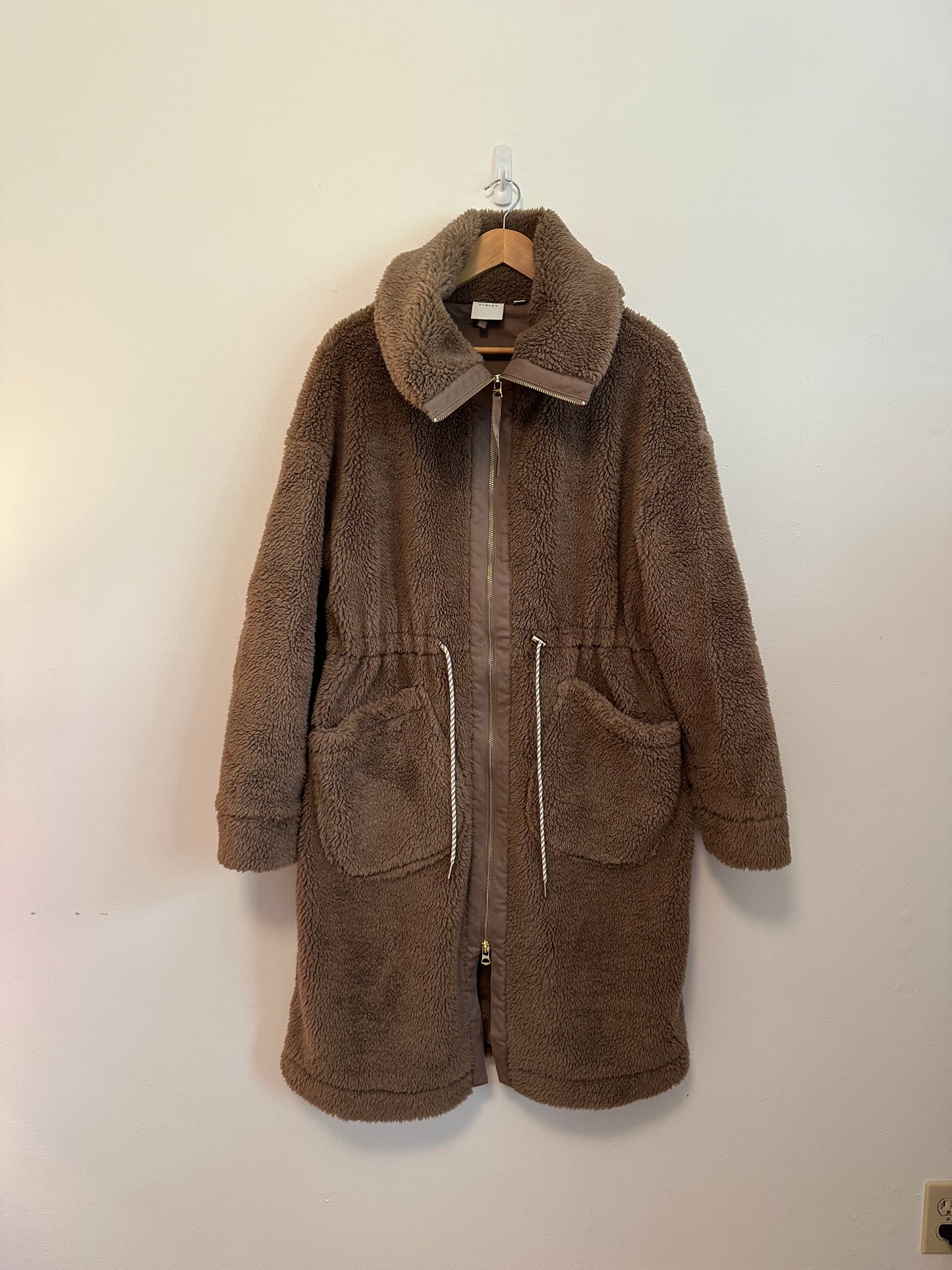 Varley Logan Sherpa Long Line Coat in Ash Taupe Brown | Size Large
