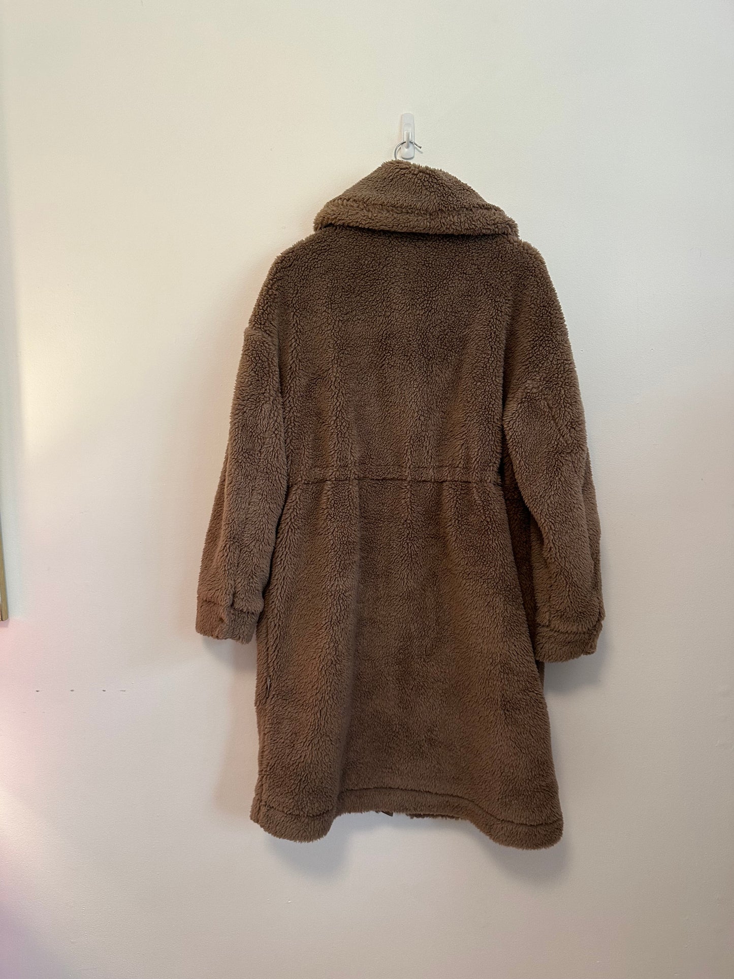 Varley Logan Sherpa Long Line Coat in Ash Taupe Brown | Size Large