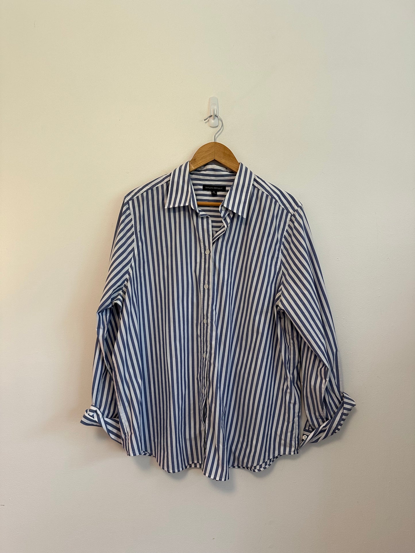 Banana Republic Blue and White Striped Cotton Button Down Shirt | Size XL
