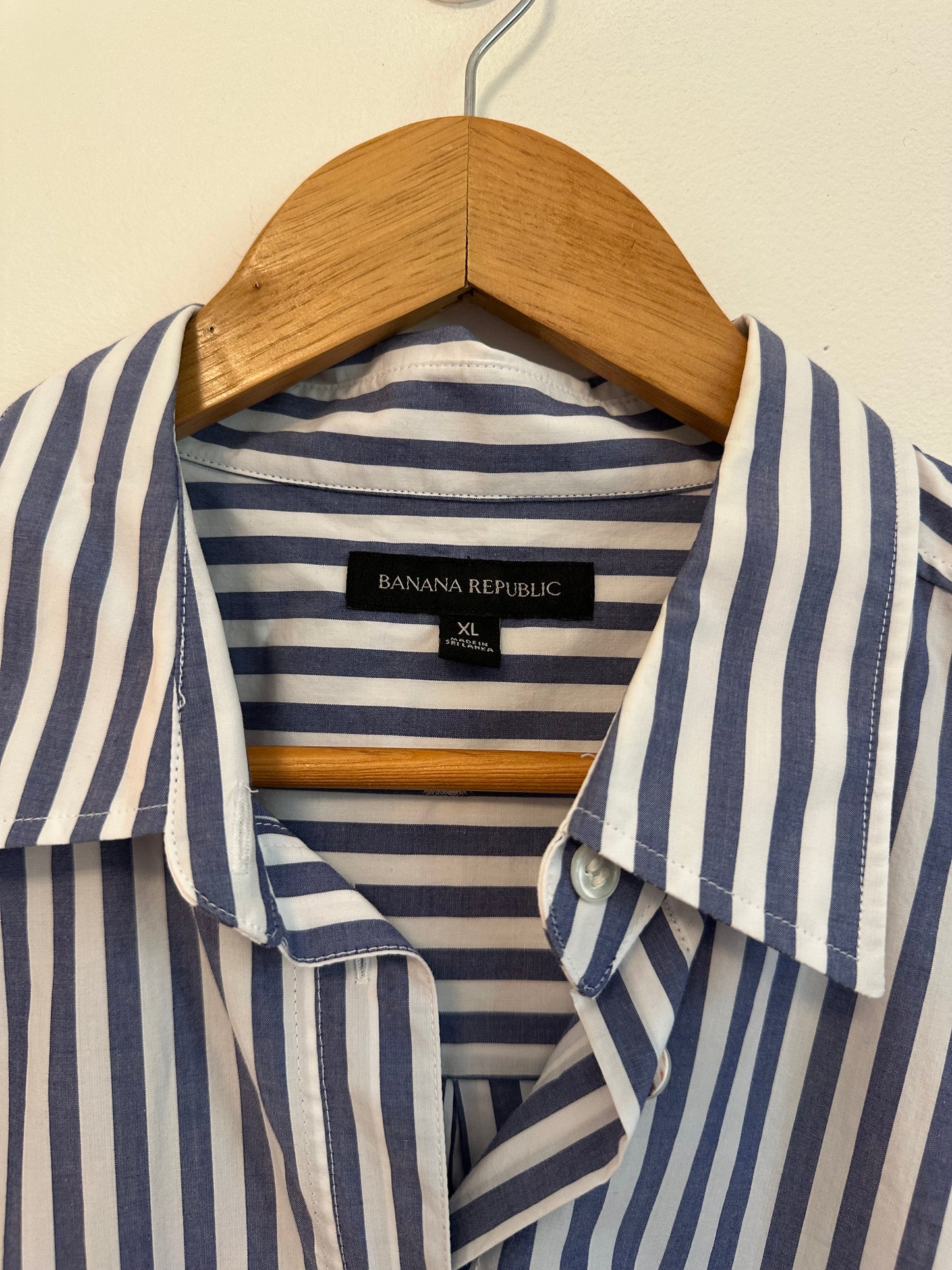 Banana Republic Blue and White Striped Cotton Button Down Shirt | Size XL