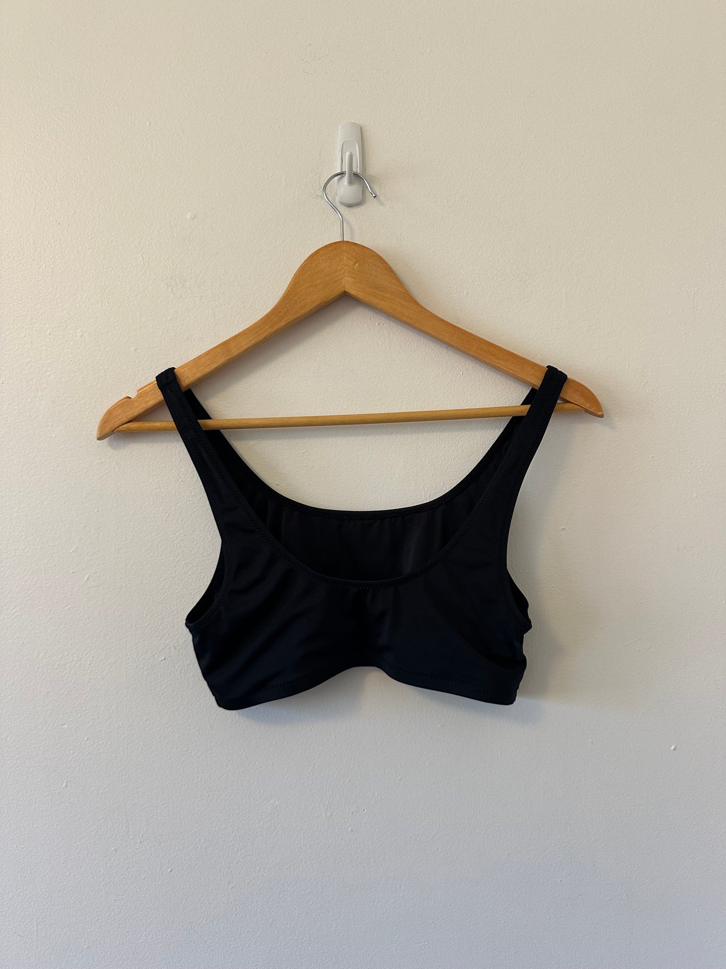 Lively Swim Black Bralette Bikini Top | Size Medium