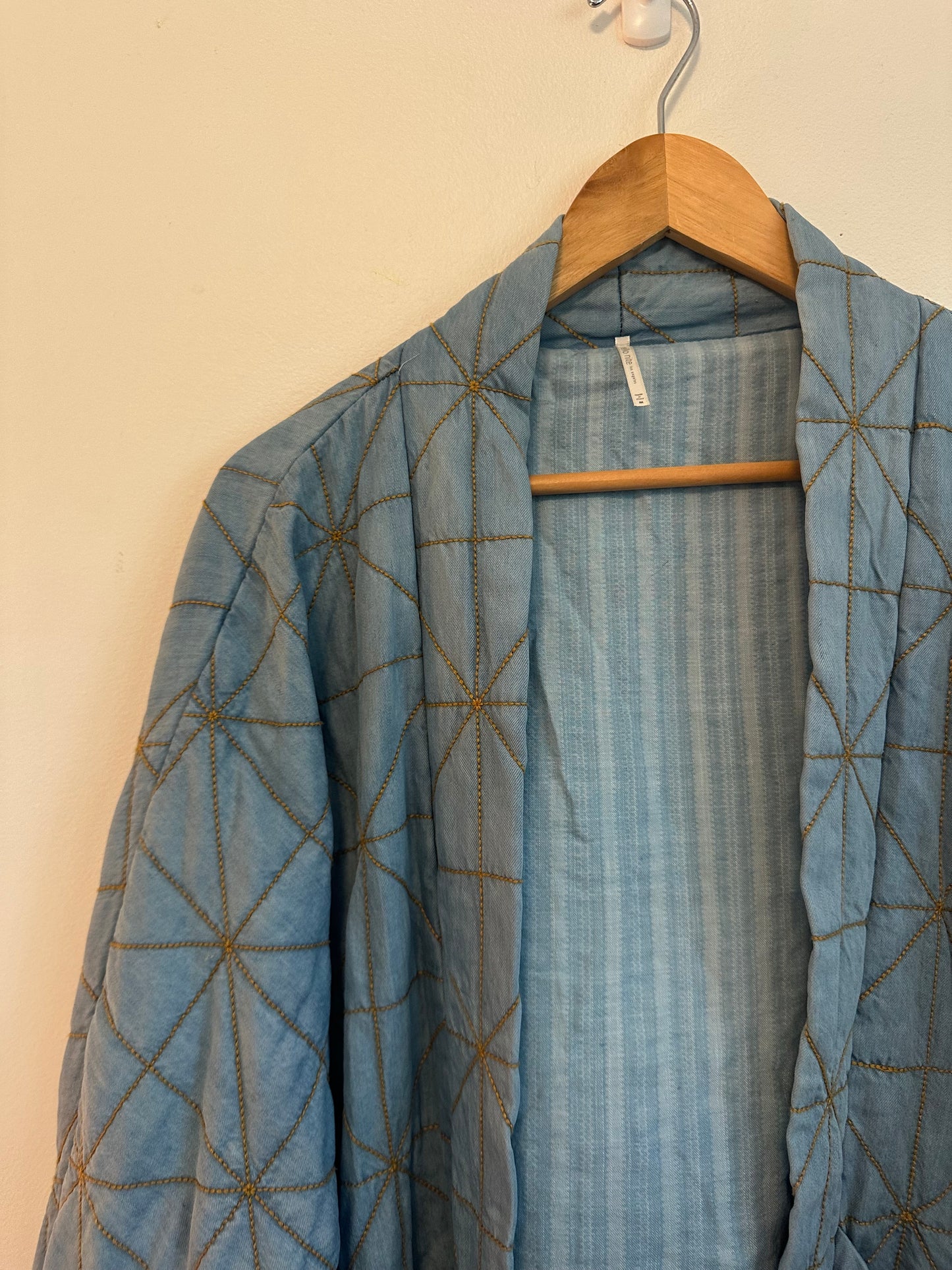 Hello Nite Chambray Blue Copper Stitch Quilted Kimono Jacket | Size Medium