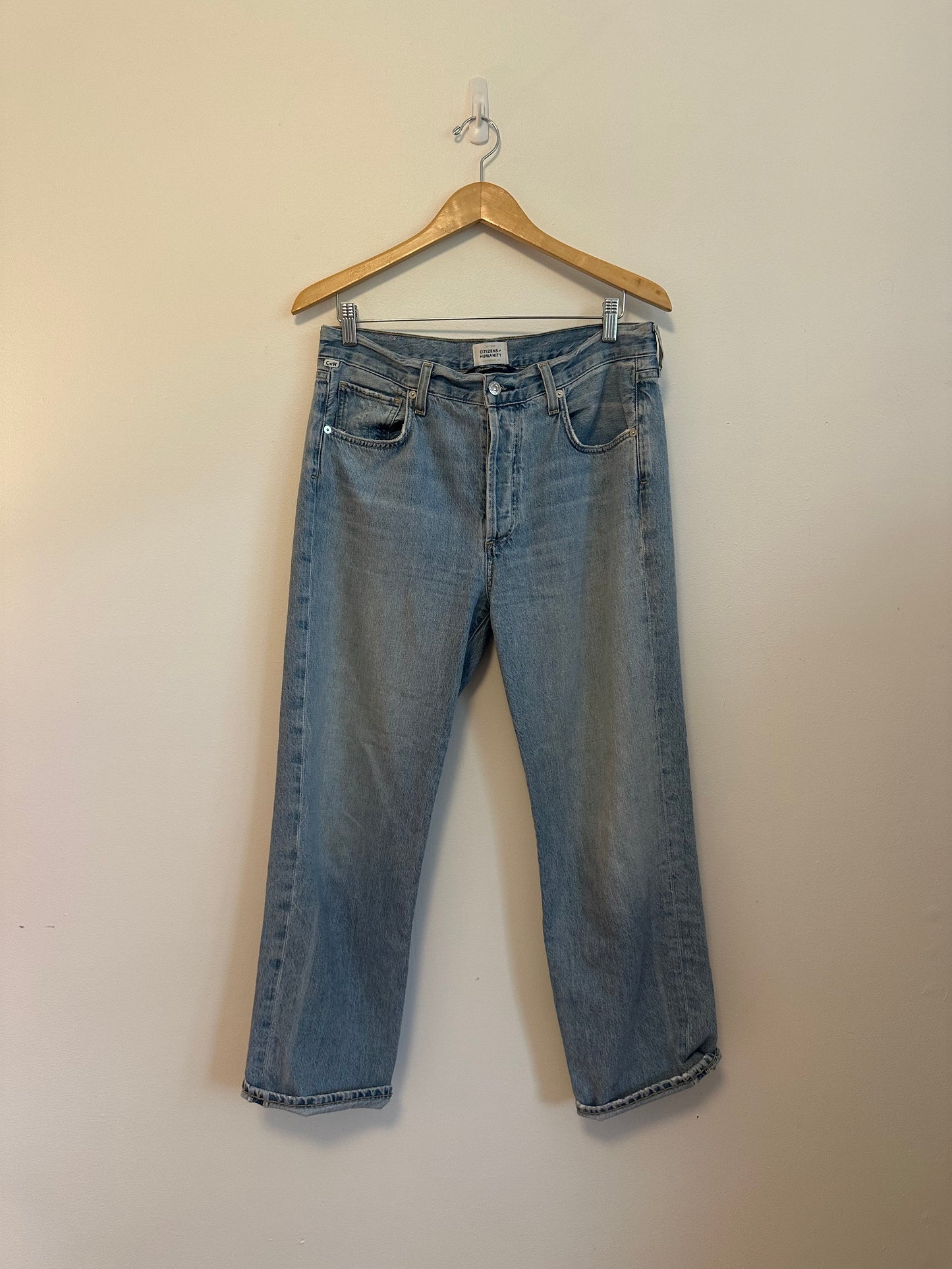 Citizens of Humanity Emery Crop Jeans in Light Indigo Wash | Size 28