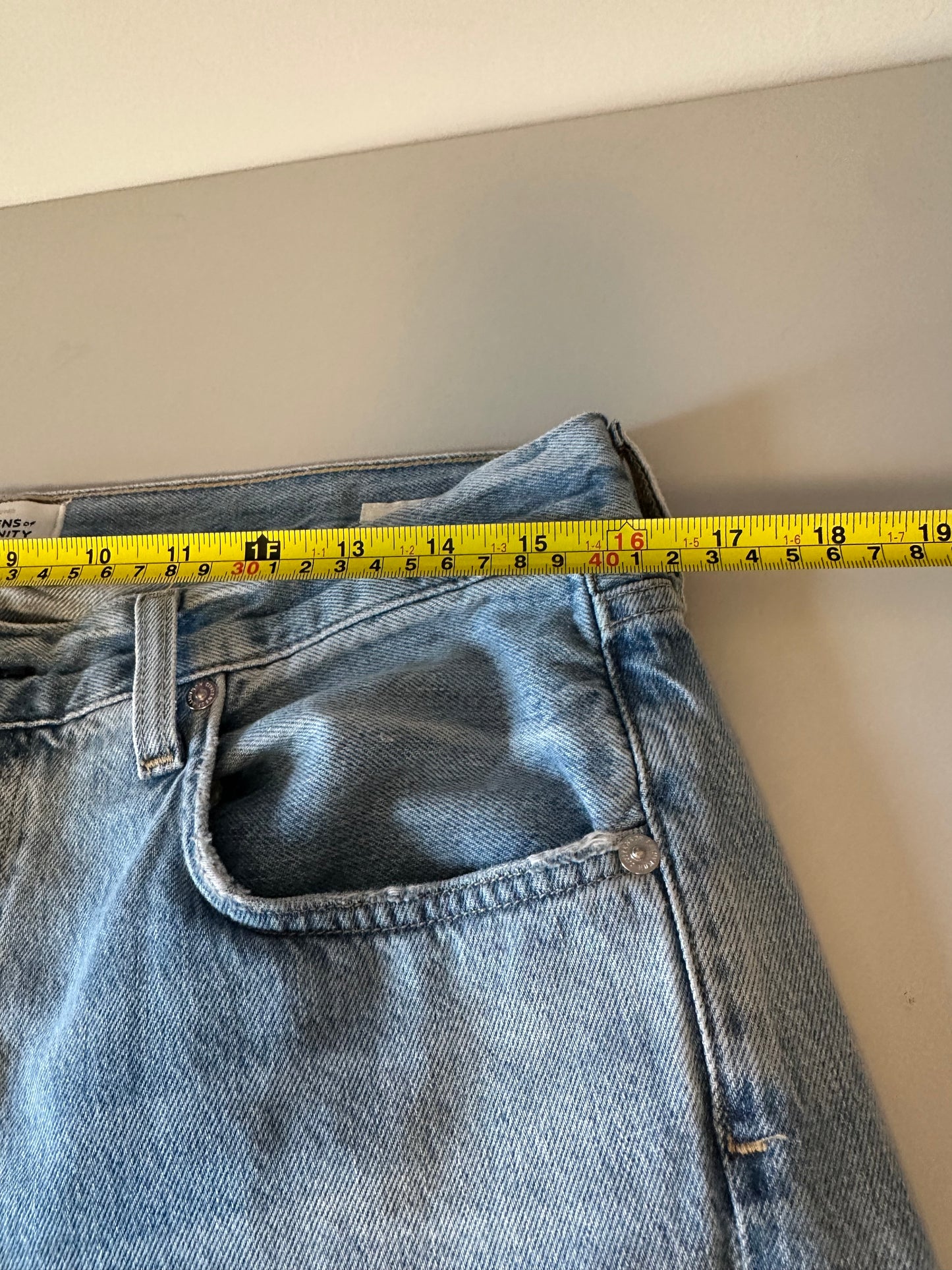 Citizens of Humanity Emery Crop Jeans in Light Indigo Wash | Size 28