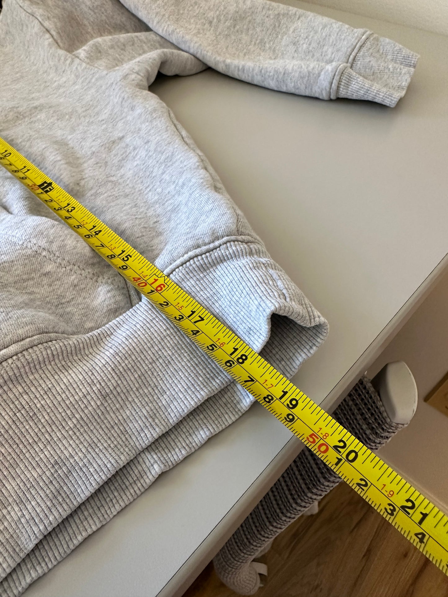 Universal Thread Gray Hooded Sweatshirt | Size XS