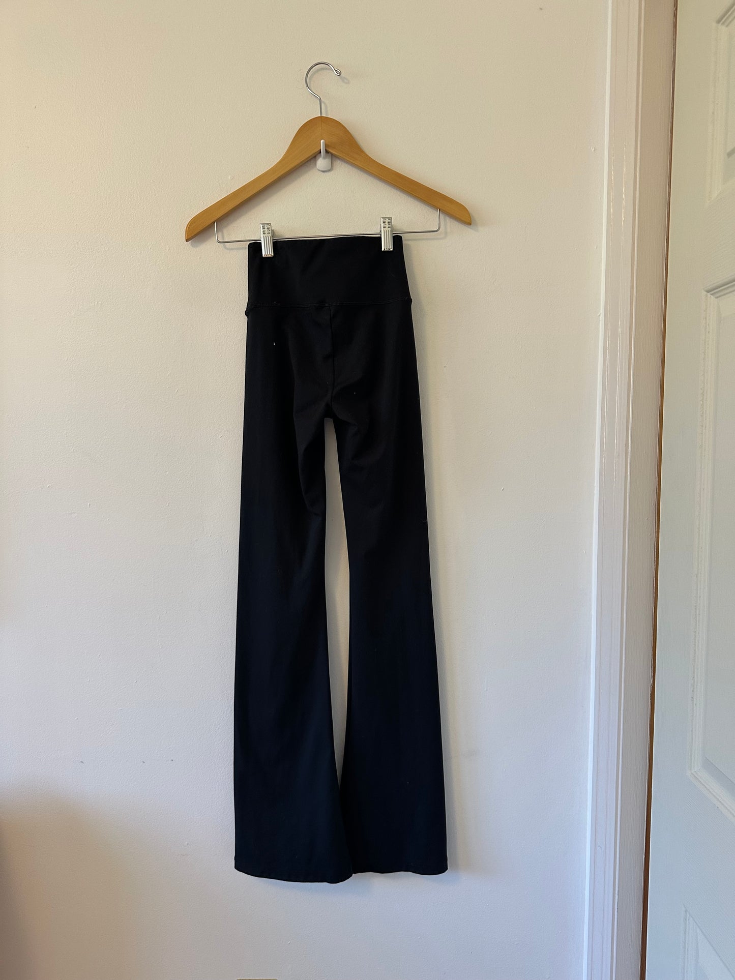 AE American Eagle The Everything High Waisted Flare Legging | Size XXS