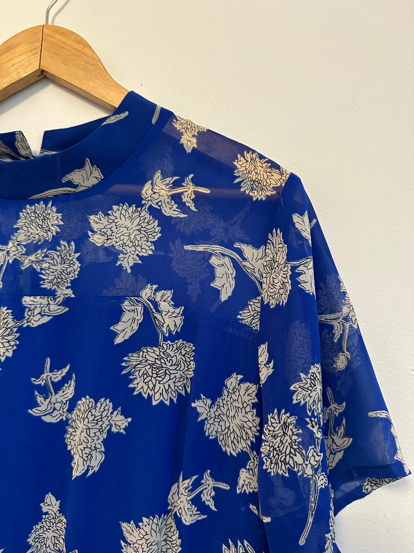 Lulus Royal Blue Floral Short Sleeve Chiffon Midi Dress | Size XL