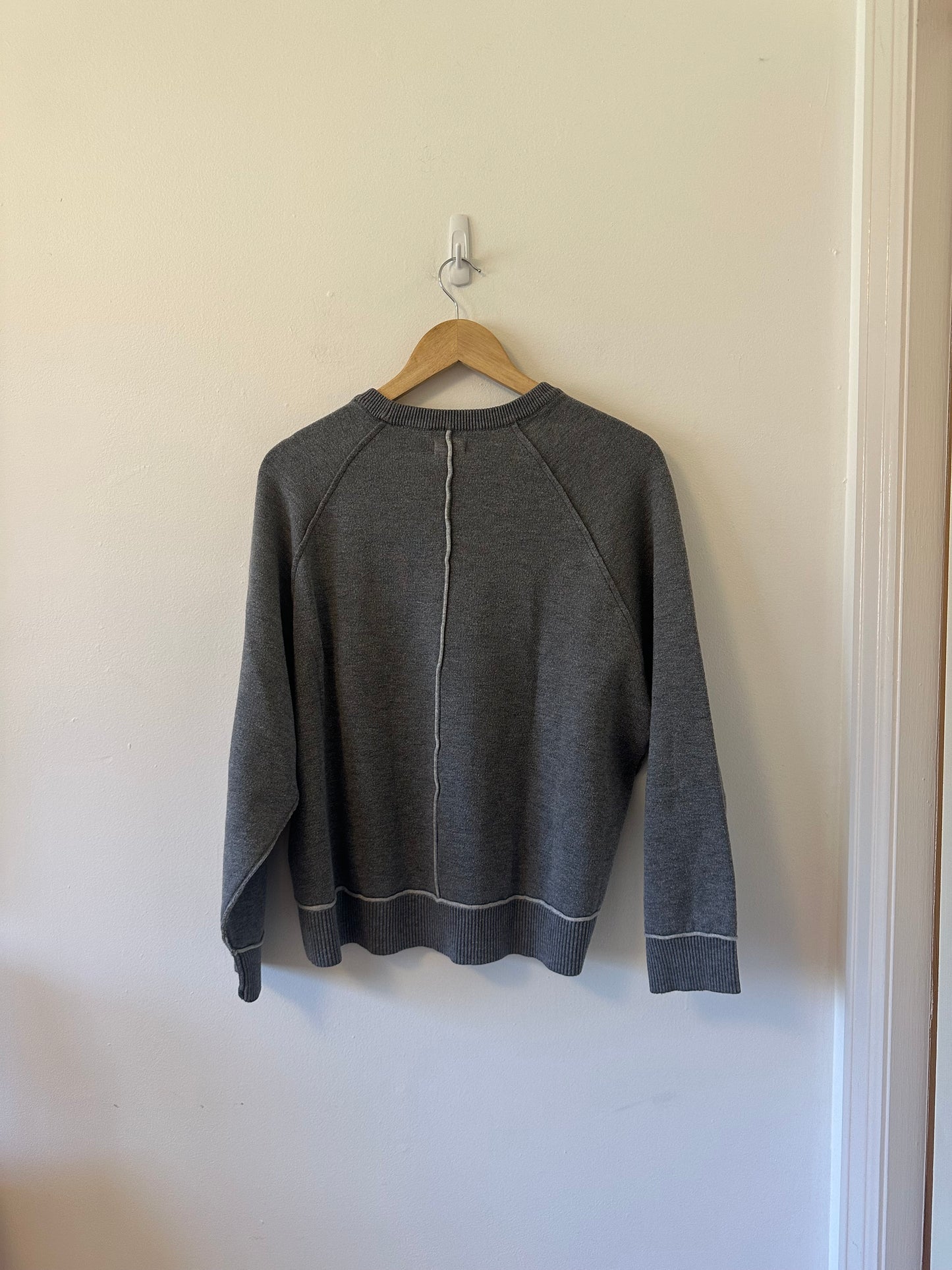 Pilco by Anthropologie The Oaklyn Cozy Crew-Neck Sweatshirt | Size Medium